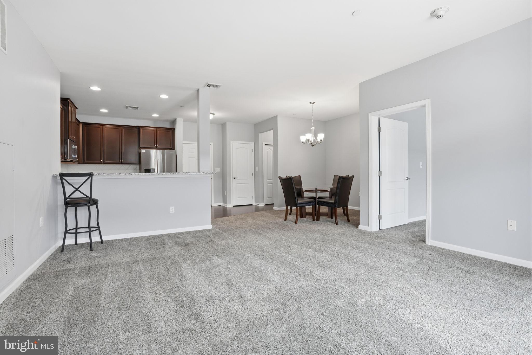 HUNTINGDON PLACE - Residential