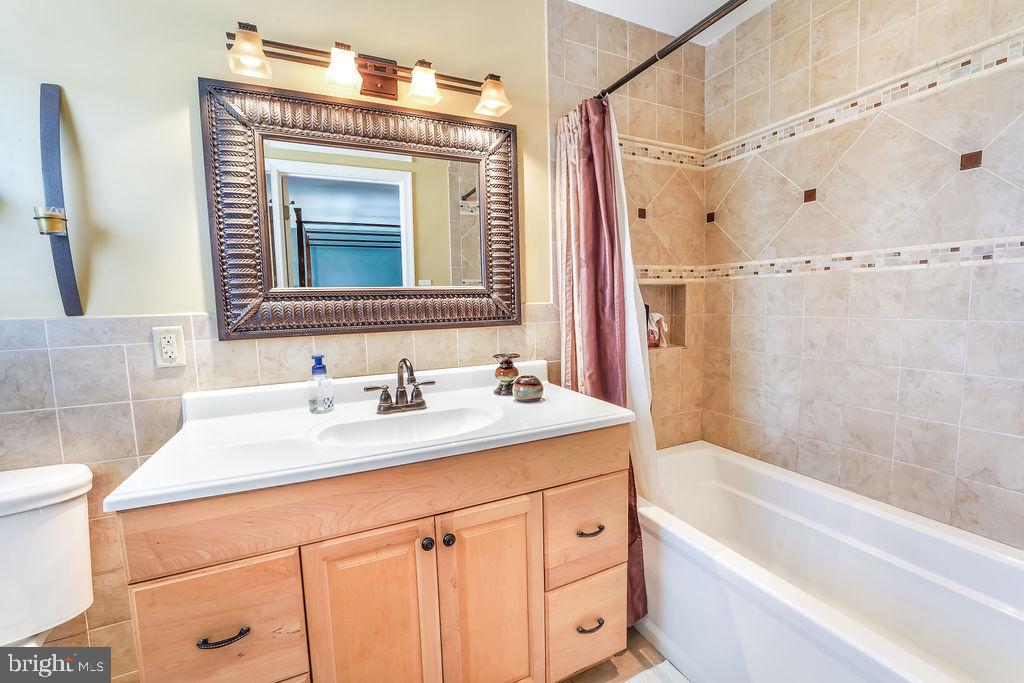 HIGHPOINTE - Residential