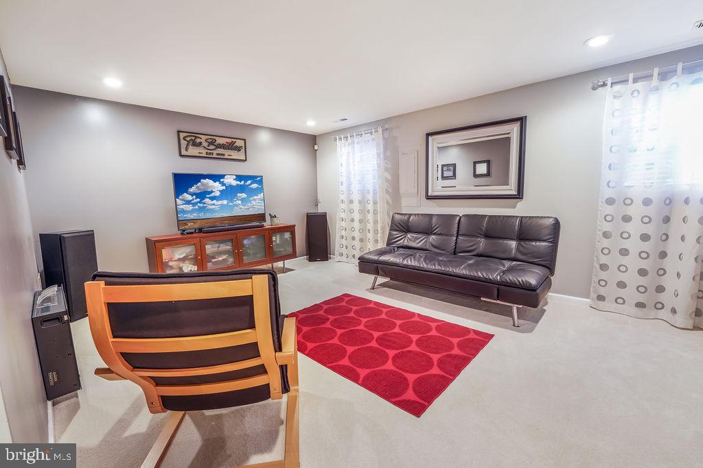 HIGHPOINTE - Residential