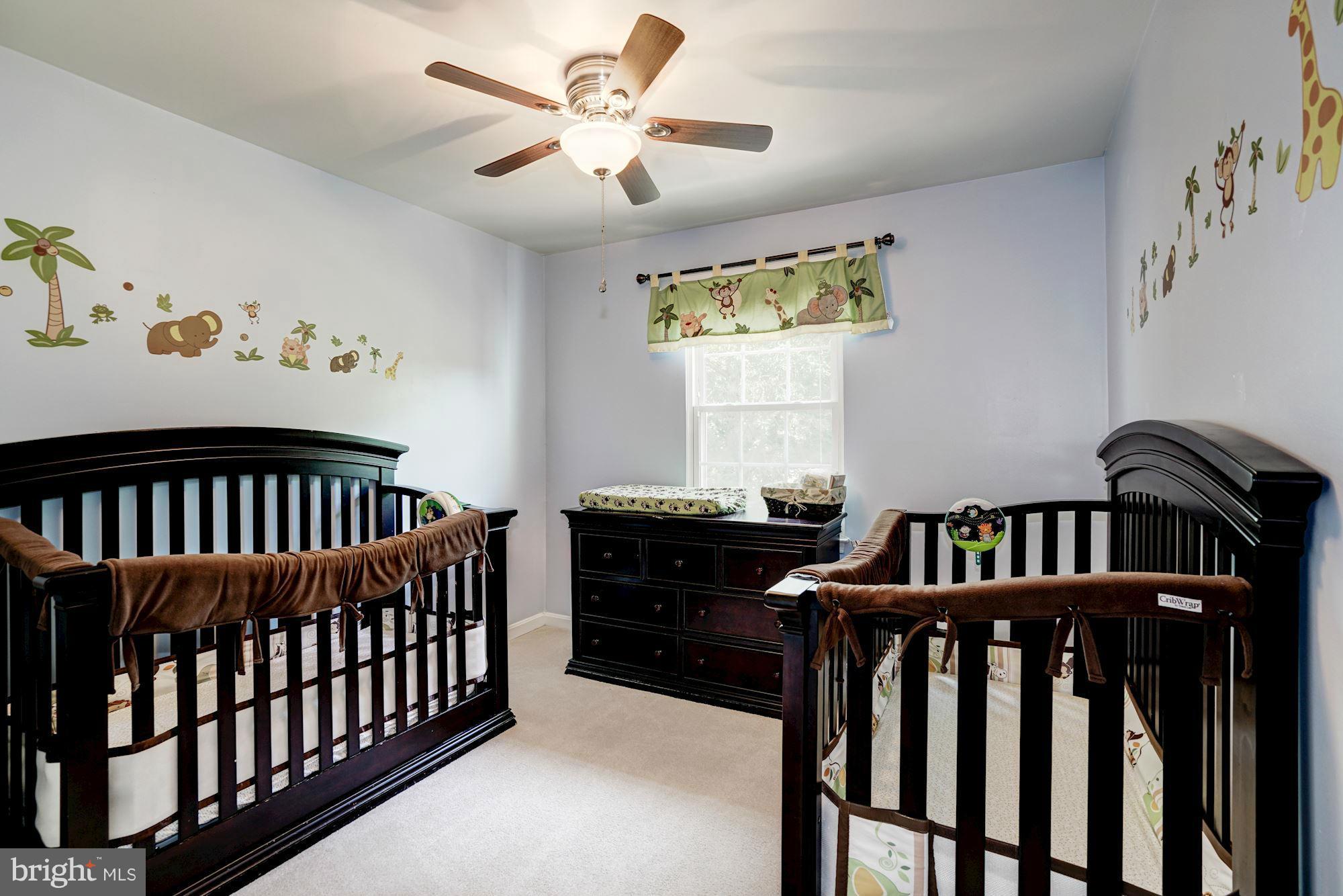 CLIFTON TOWNES - Residential