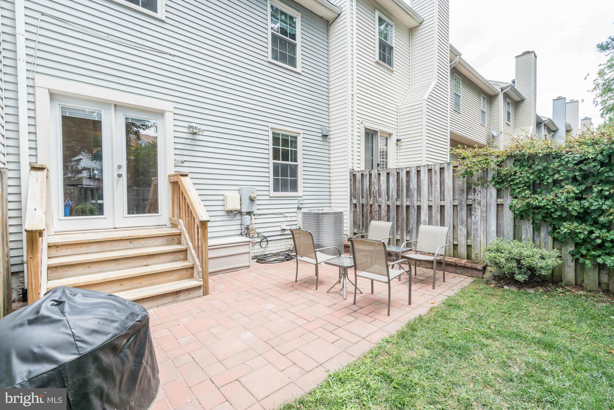 CLIFTON TOWNES - Residential