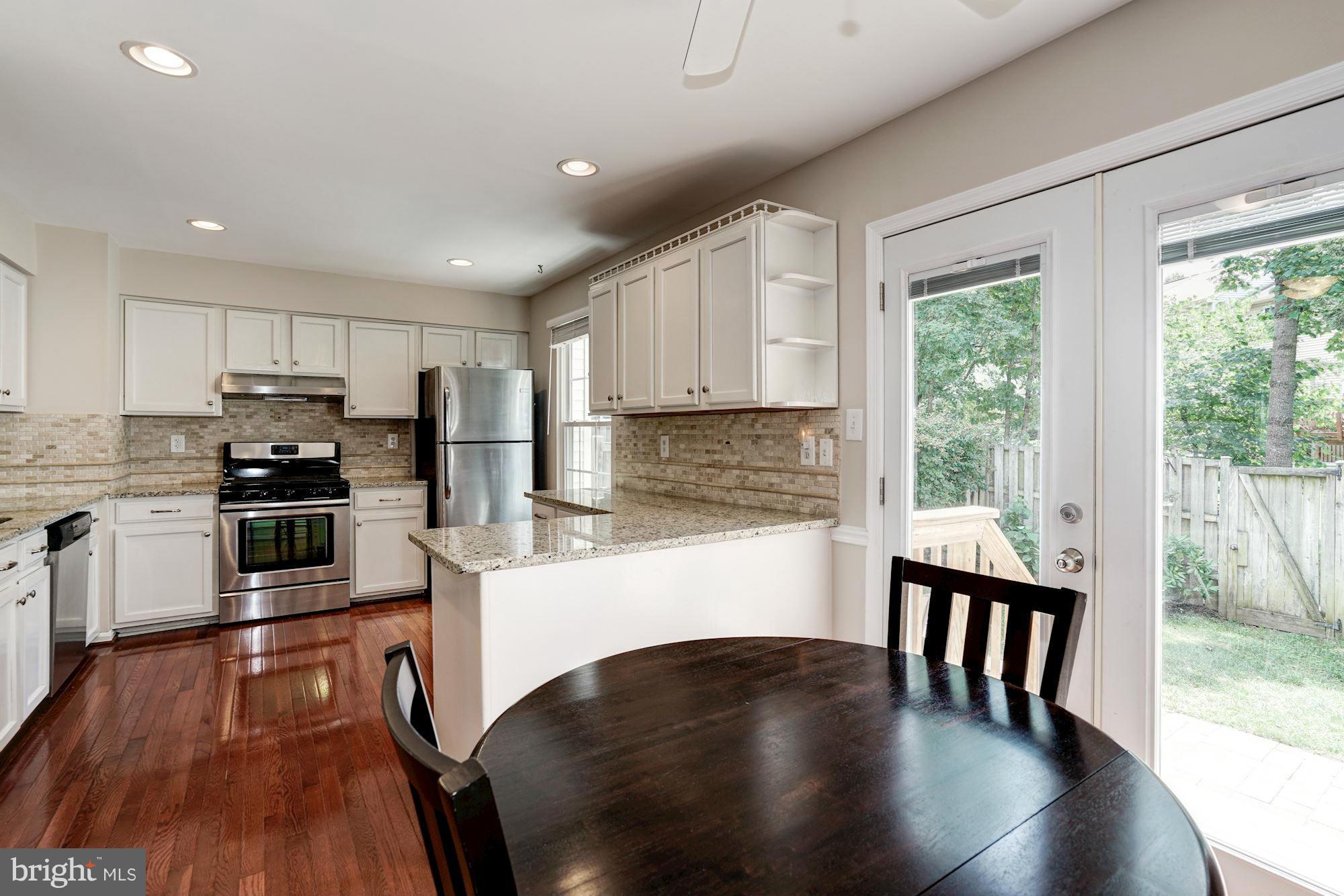 CLIFTON TOWNES - Residential