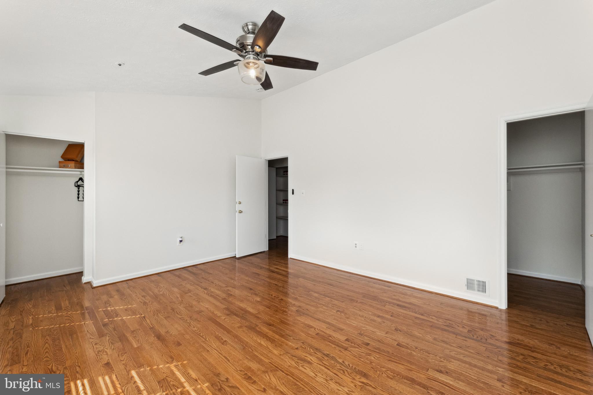 MAPLE SHADE VILLAGE - Residential