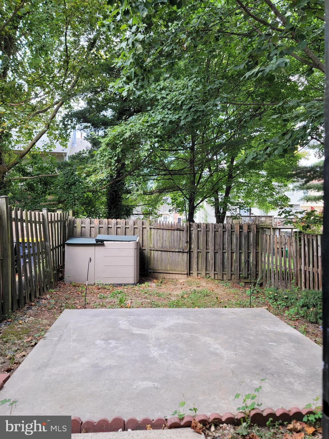 MAPLE SHADE VILLAGE - Residential