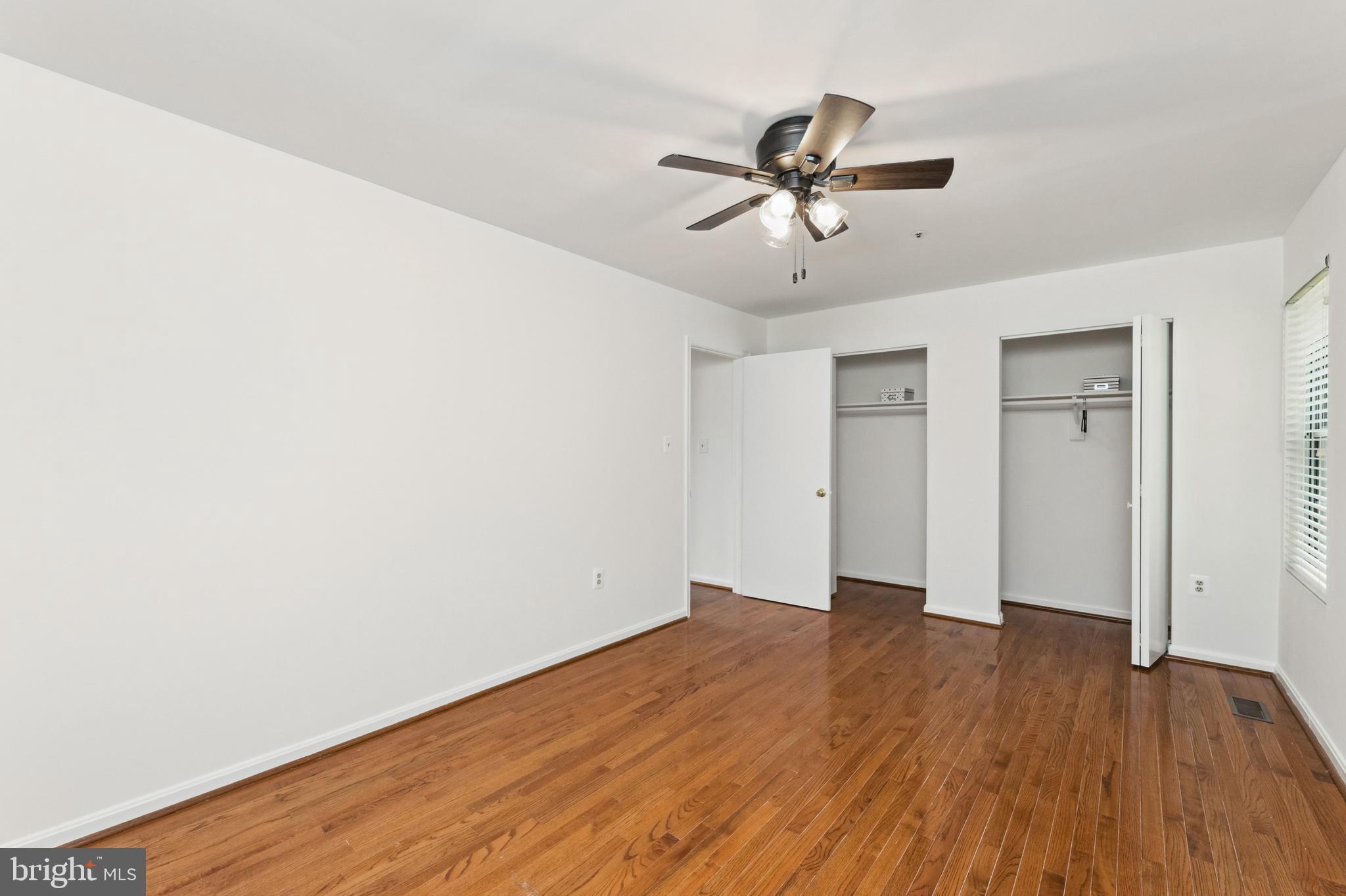 MAPLE SHADE VILLAGE - Residential