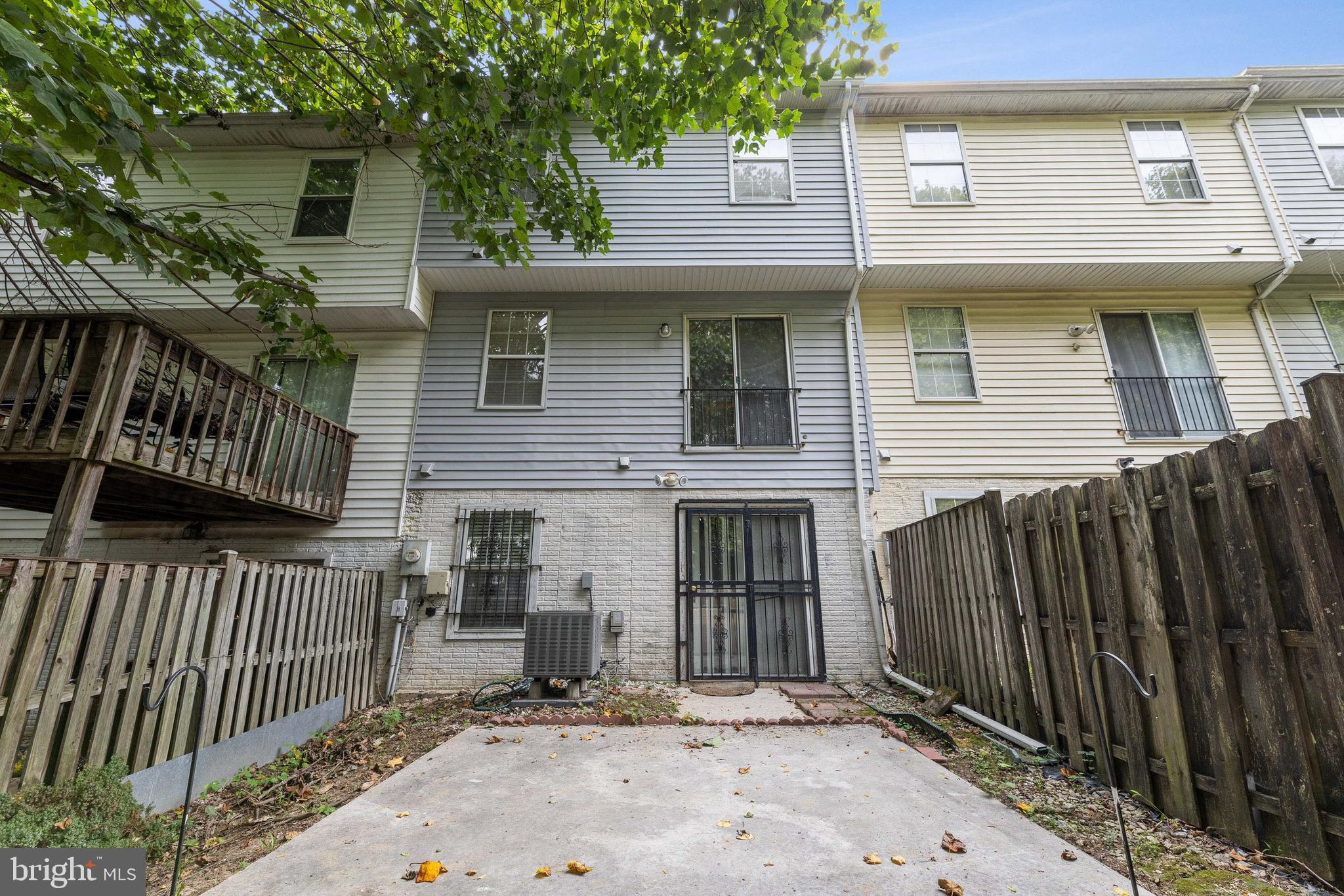 MAPLE SHADE VILLAGE - Residential