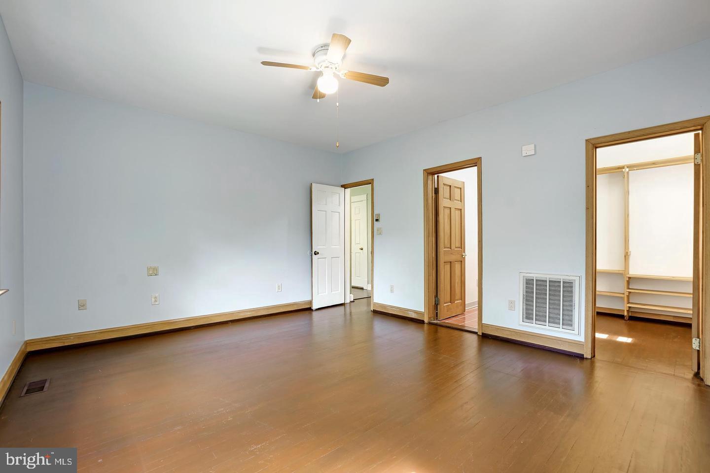 COOL SPRING - Residential Lease