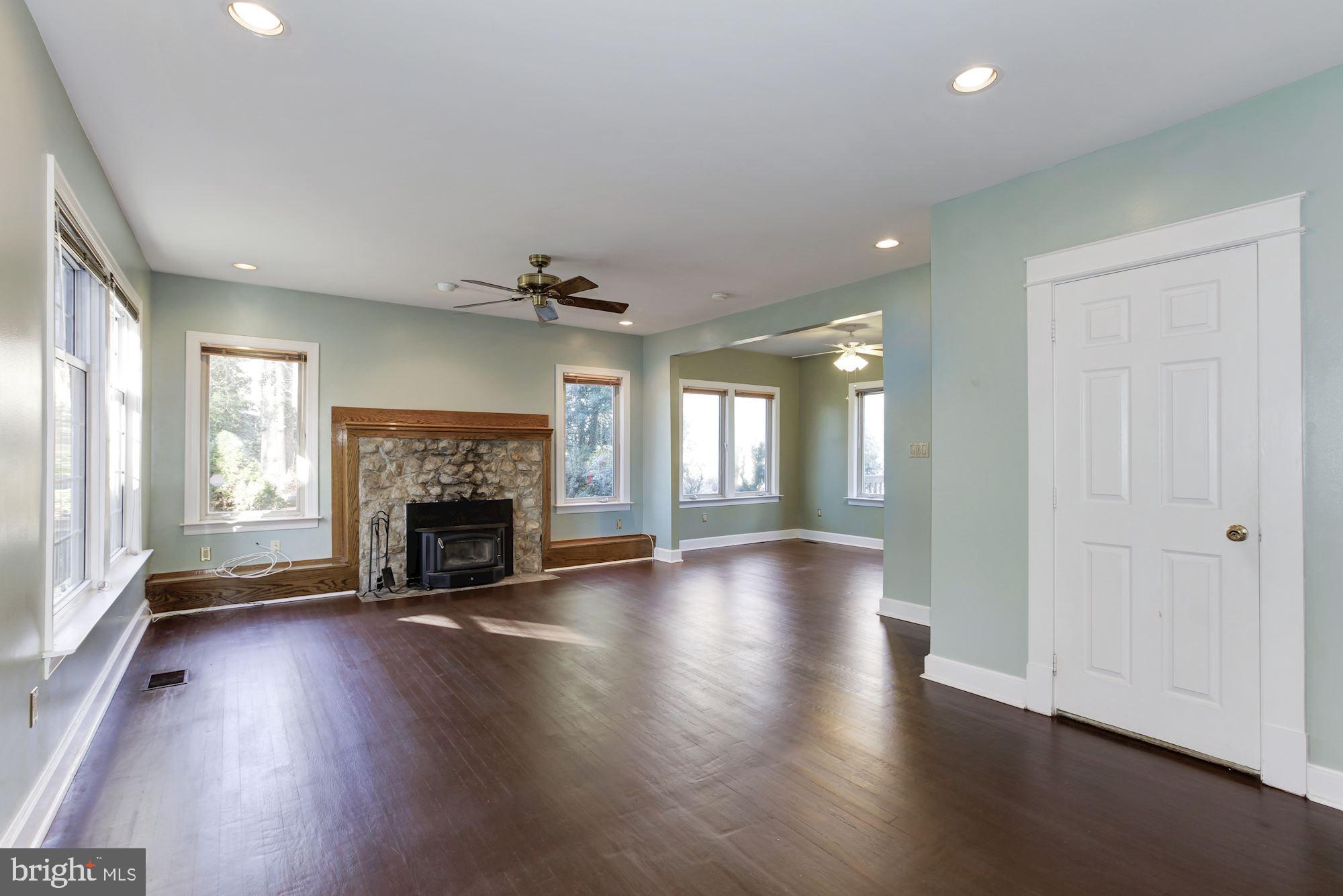 COOL SPRING - Residential Lease