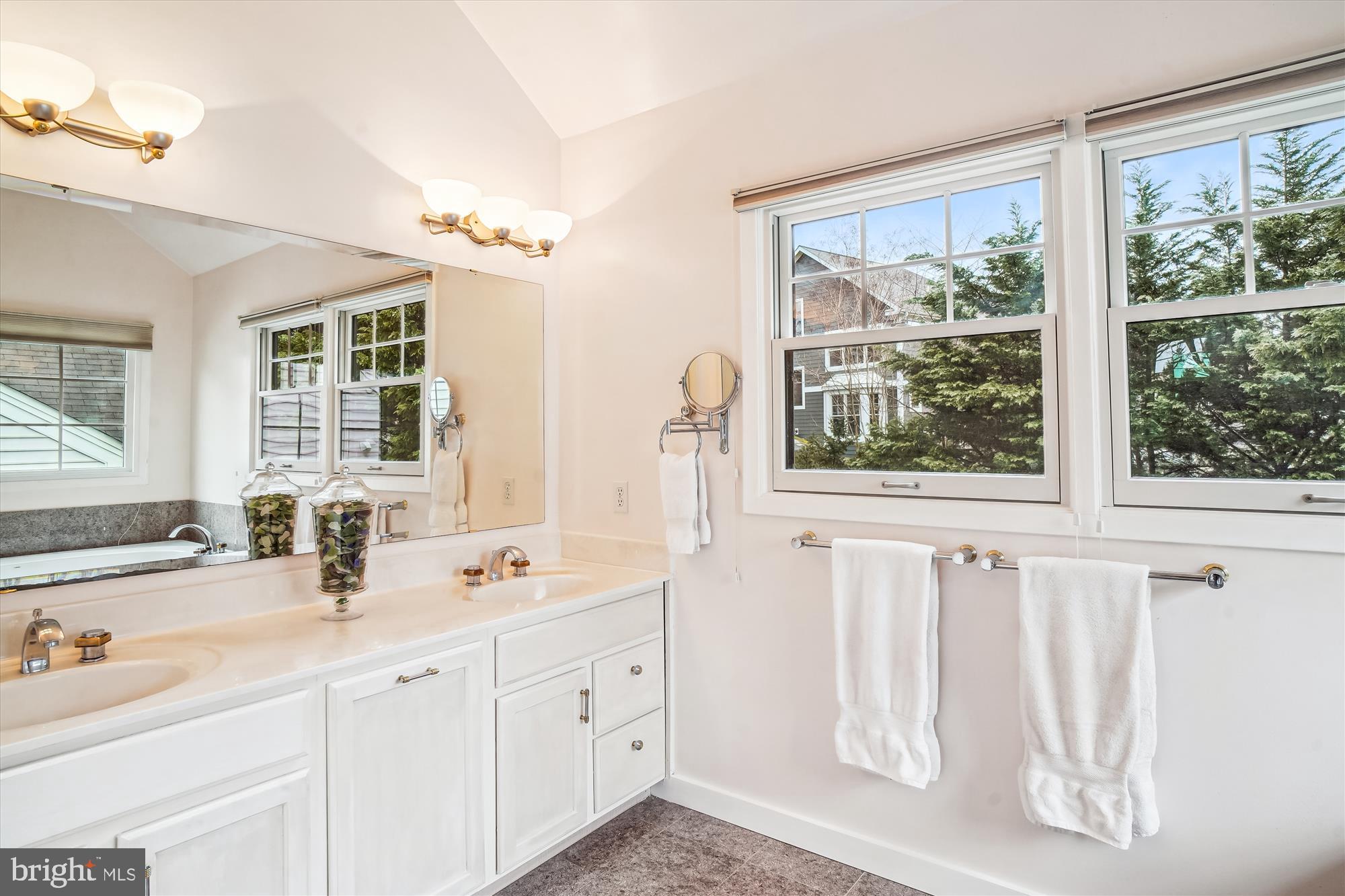 GLEN MAR PARK - Residential