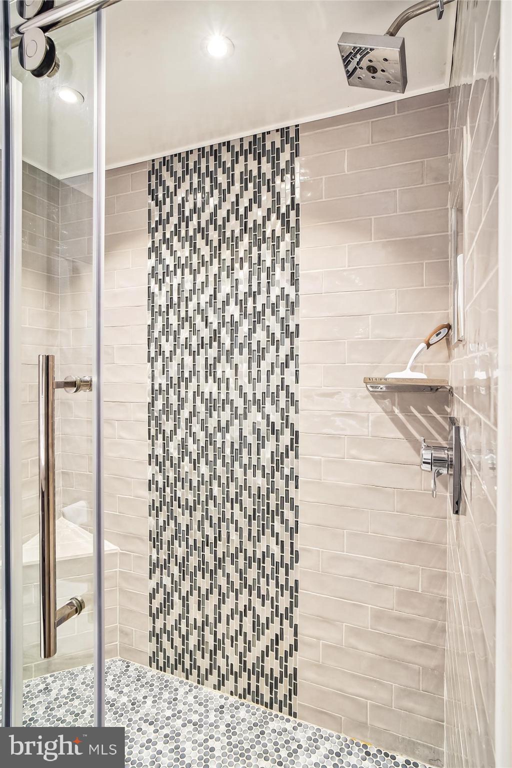 GLEN MAR PARK - Residential