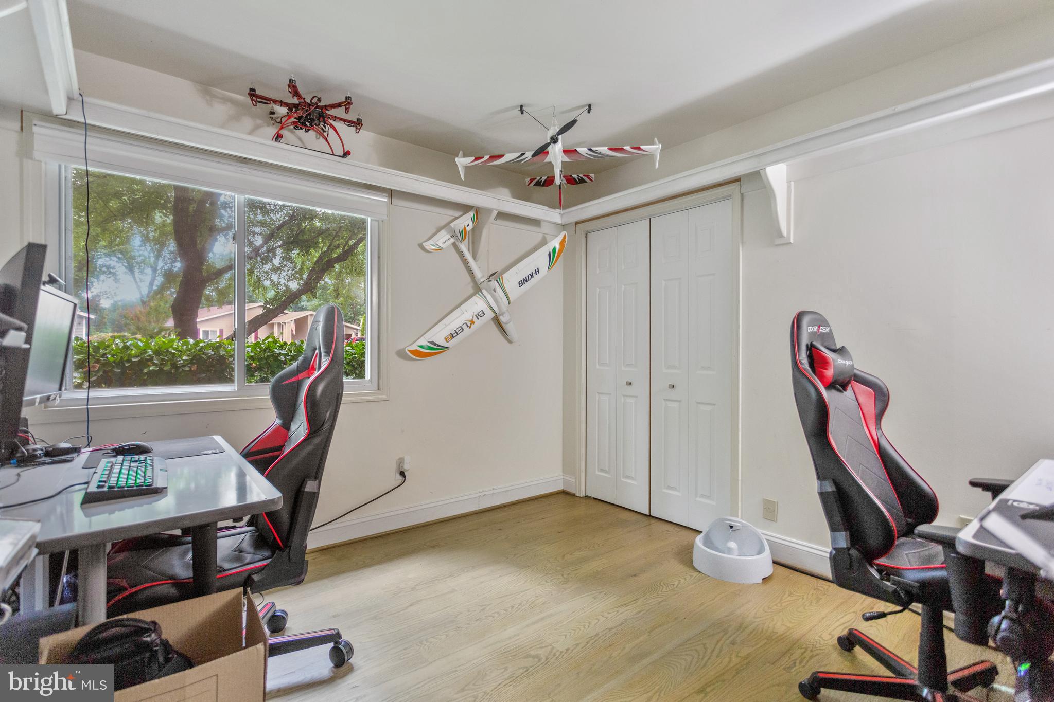 HIDDENBROOK - Residential