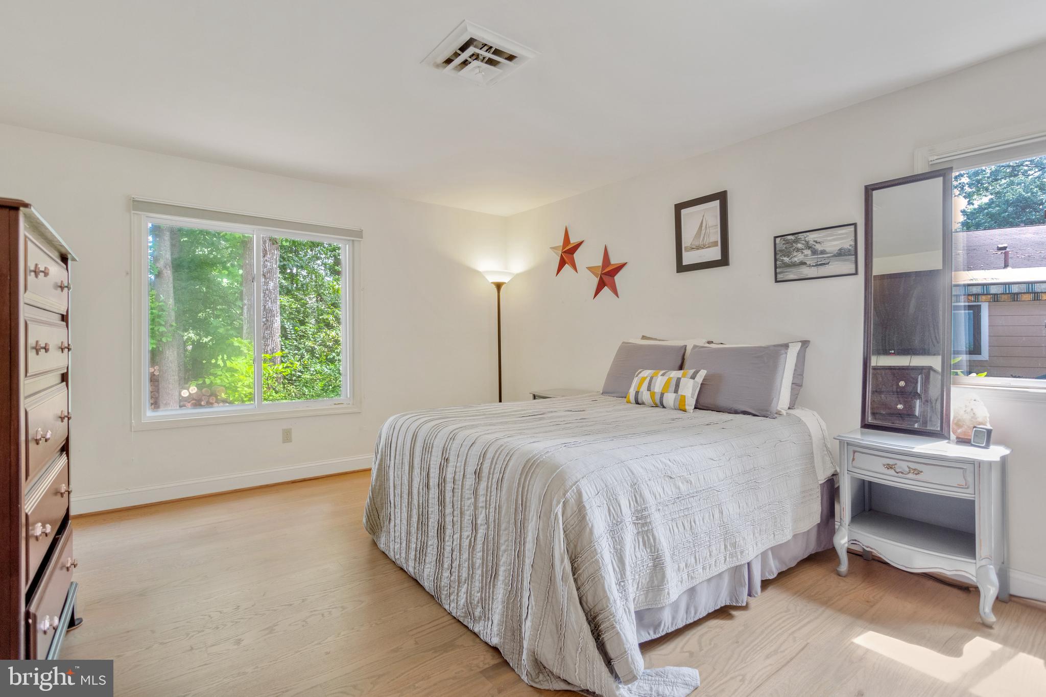 HIDDENBROOK - Residential