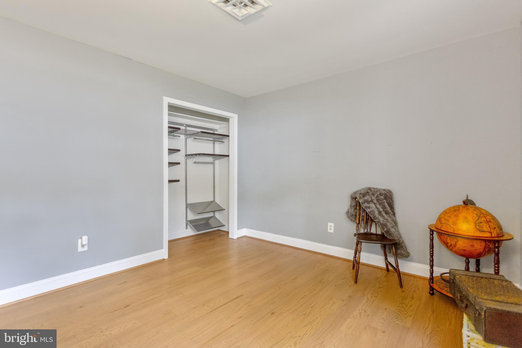 HIDDENBROOK - Residential