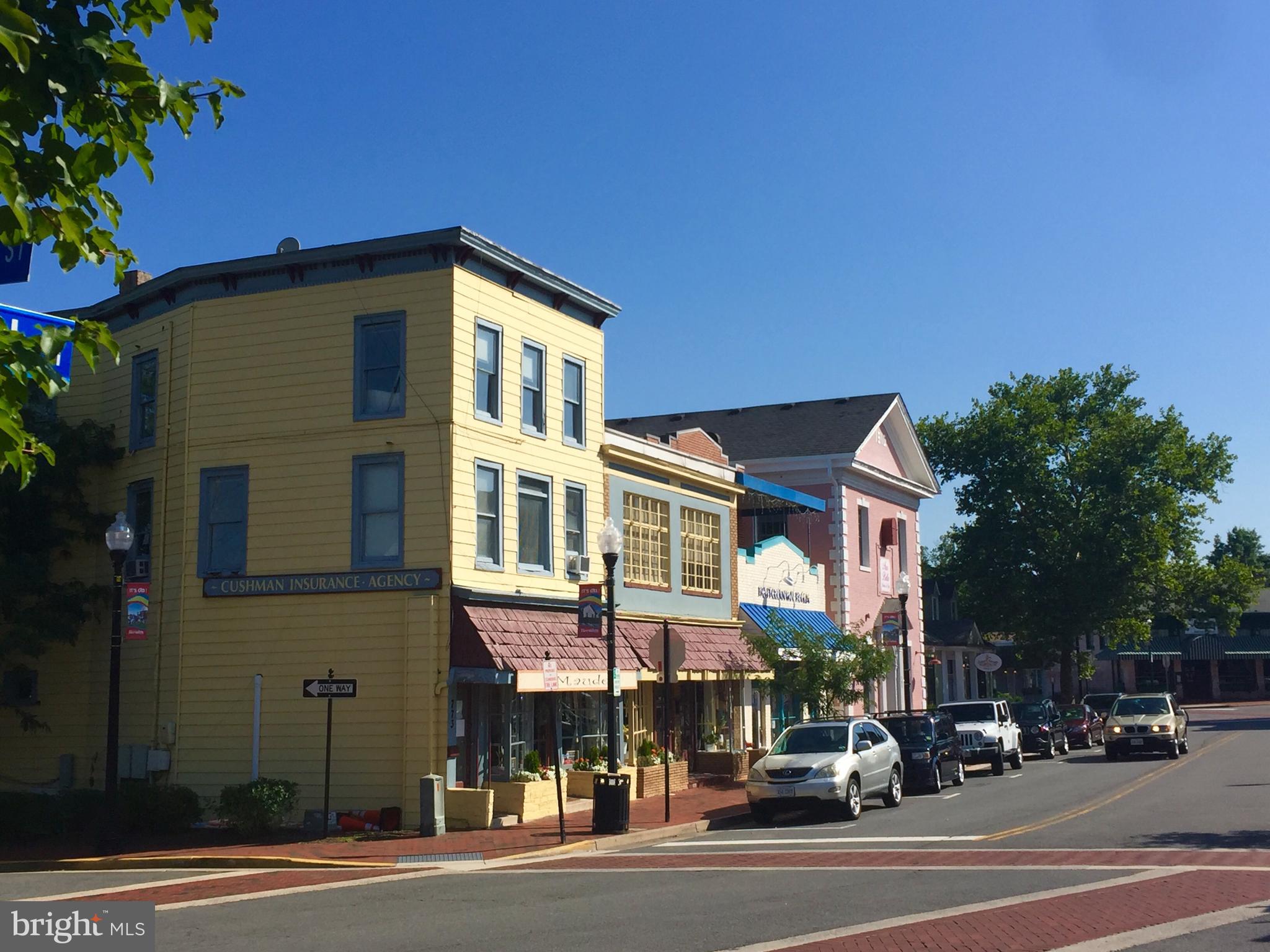 HIDDENBROOK - Residential