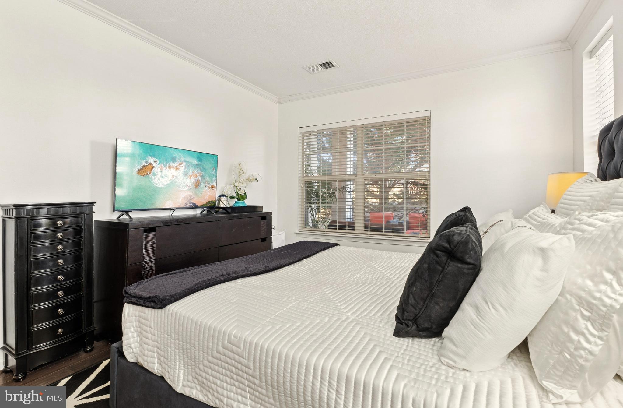 S.GLEN AT UNIVERSITY CTR - Residential