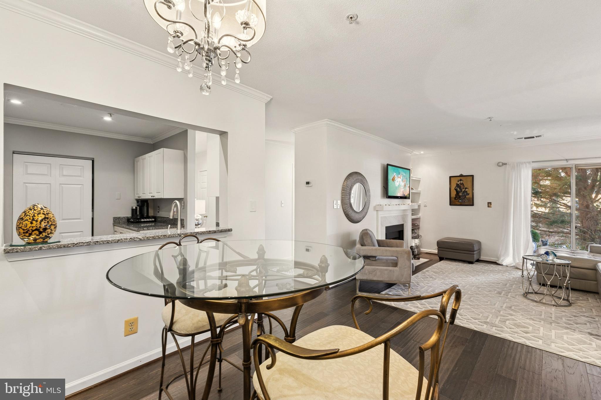 S.GLEN AT UNIVERSITY CTR - Residential