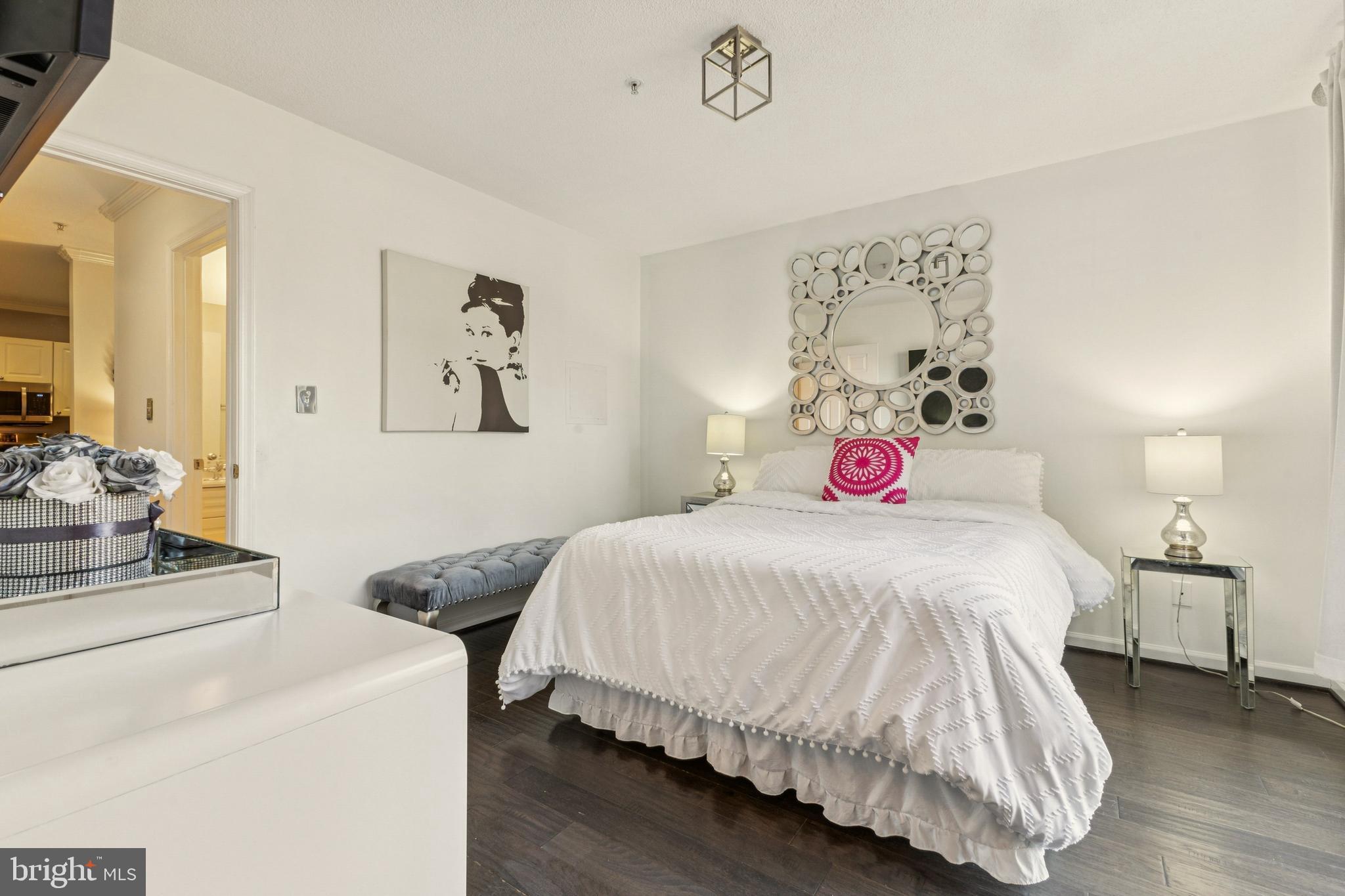 S.GLEN AT UNIVERSITY CTR - Residential