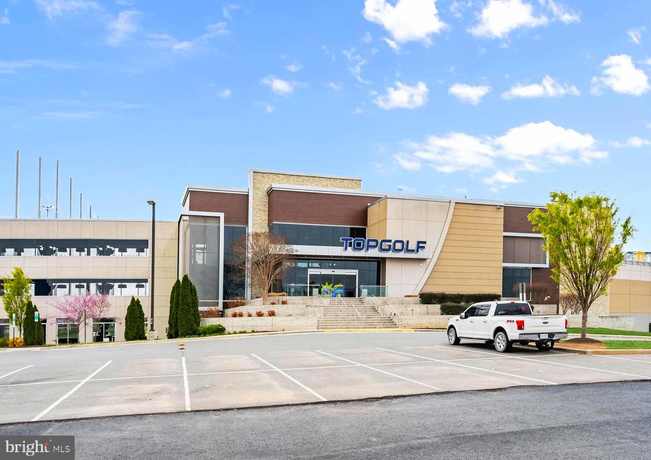 S.GLEN AT UNIVERSITY CTR - Residential