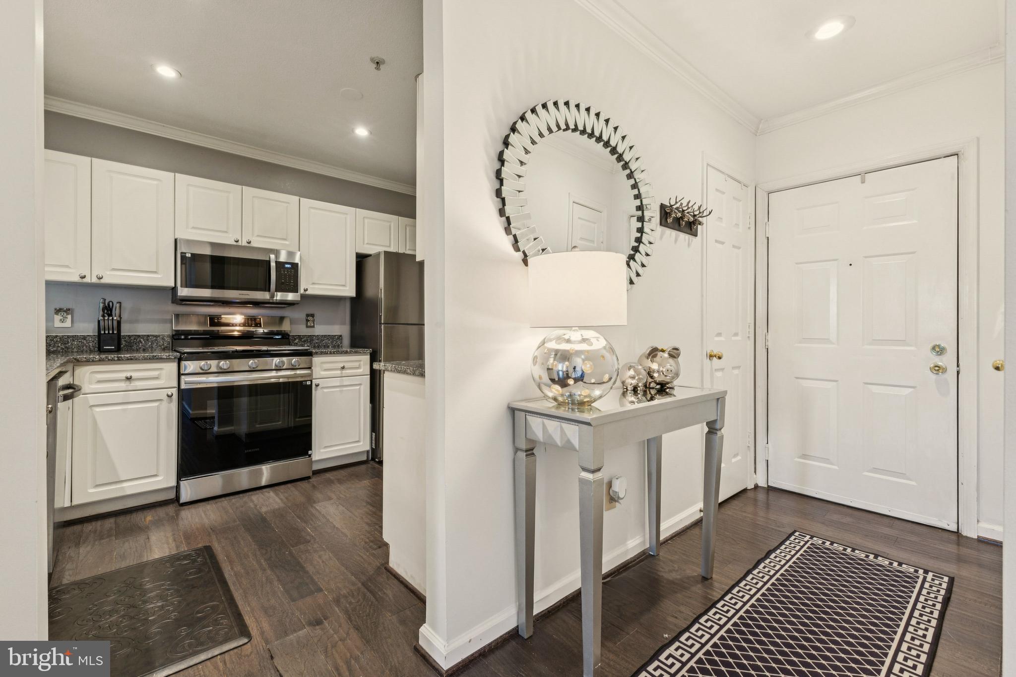 S.GLEN AT UNIVERSITY CTR - Residential