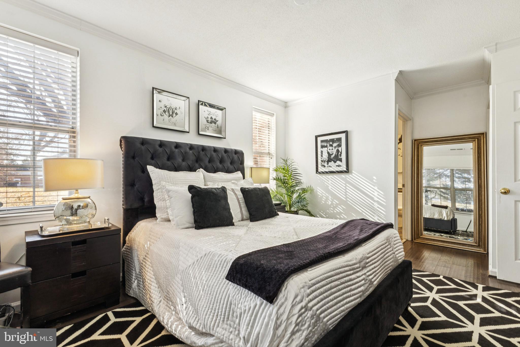 S.GLEN AT UNIVERSITY CTR - Residential