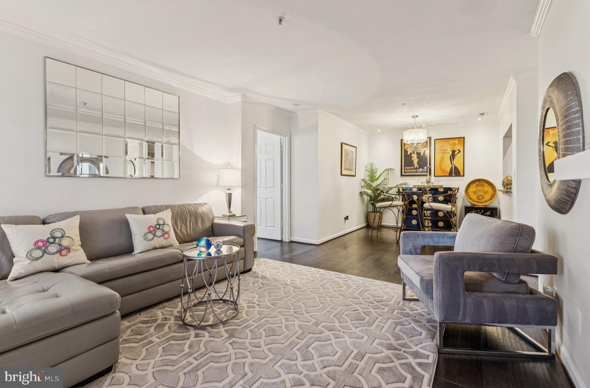 S.GLEN AT UNIVERSITY CTR - Residential