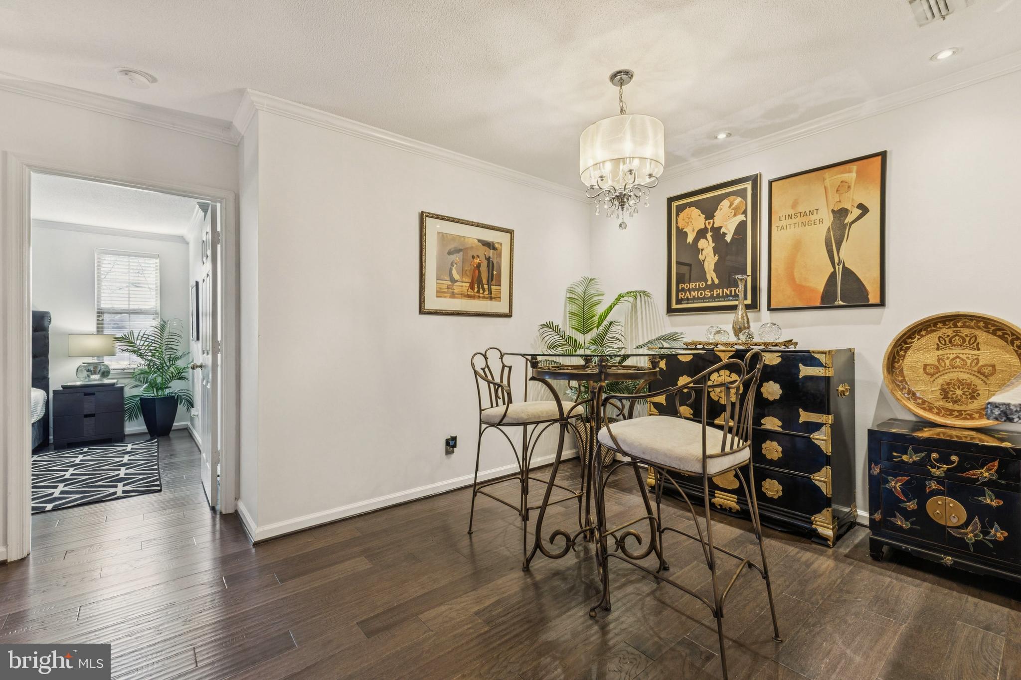 S.GLEN AT UNIVERSITY CTR - Residential