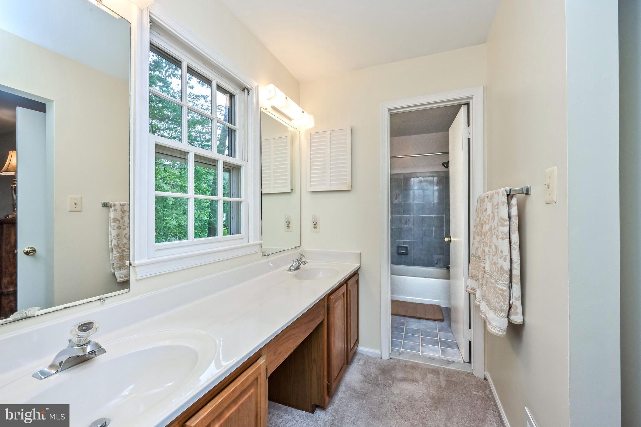 CHERRY RUN - Residential