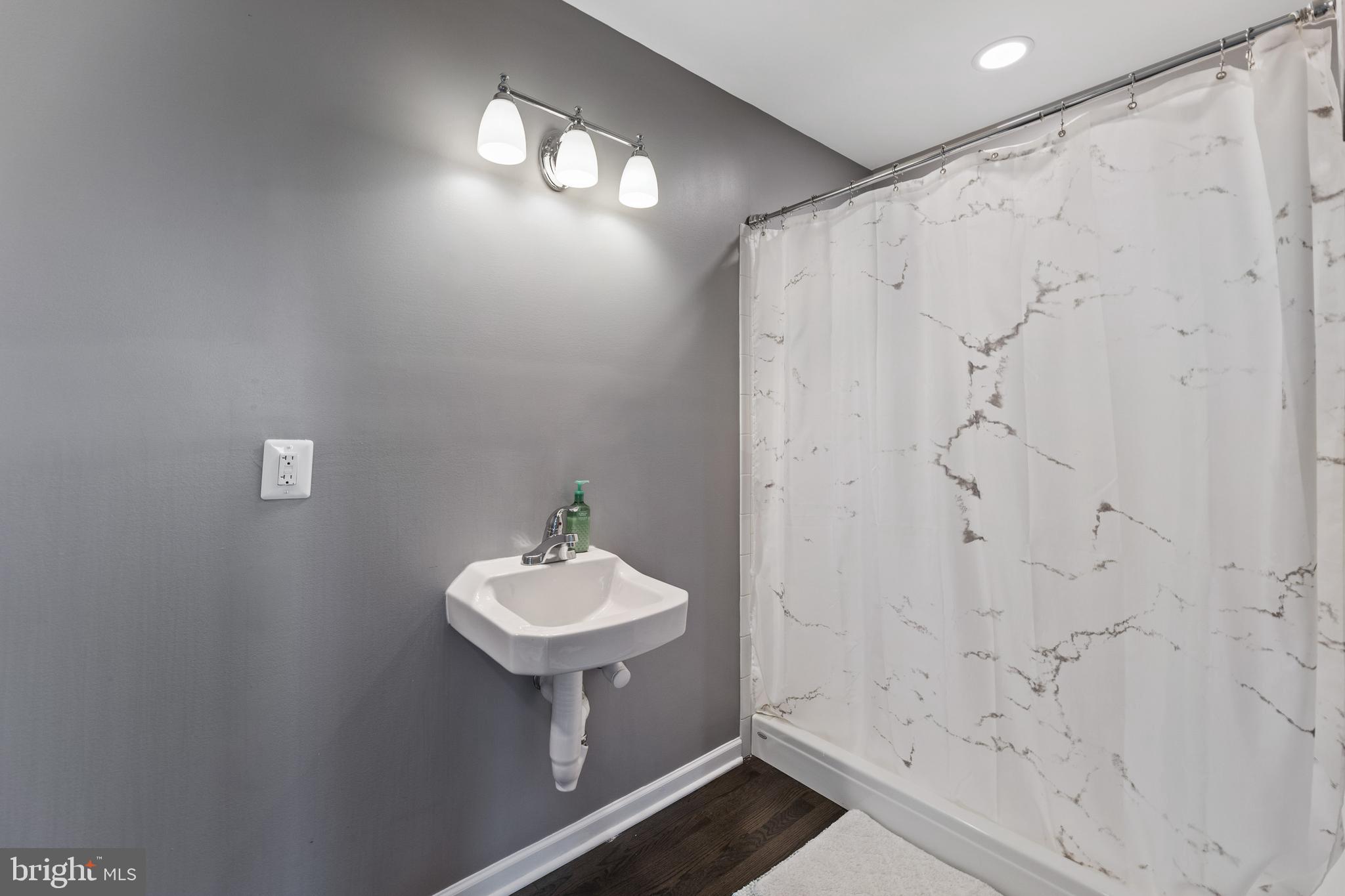 GALLAHAN - Residential