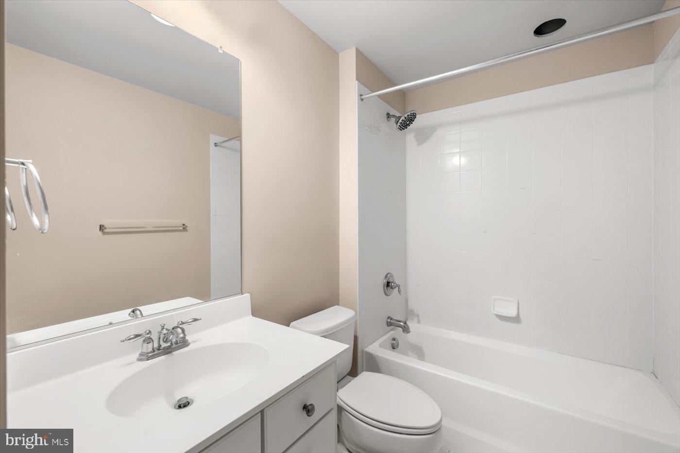 BROOKSIDE - Residential