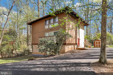 104 Delford Avenue, Silver Spring, MD MLS: MDMC2170356