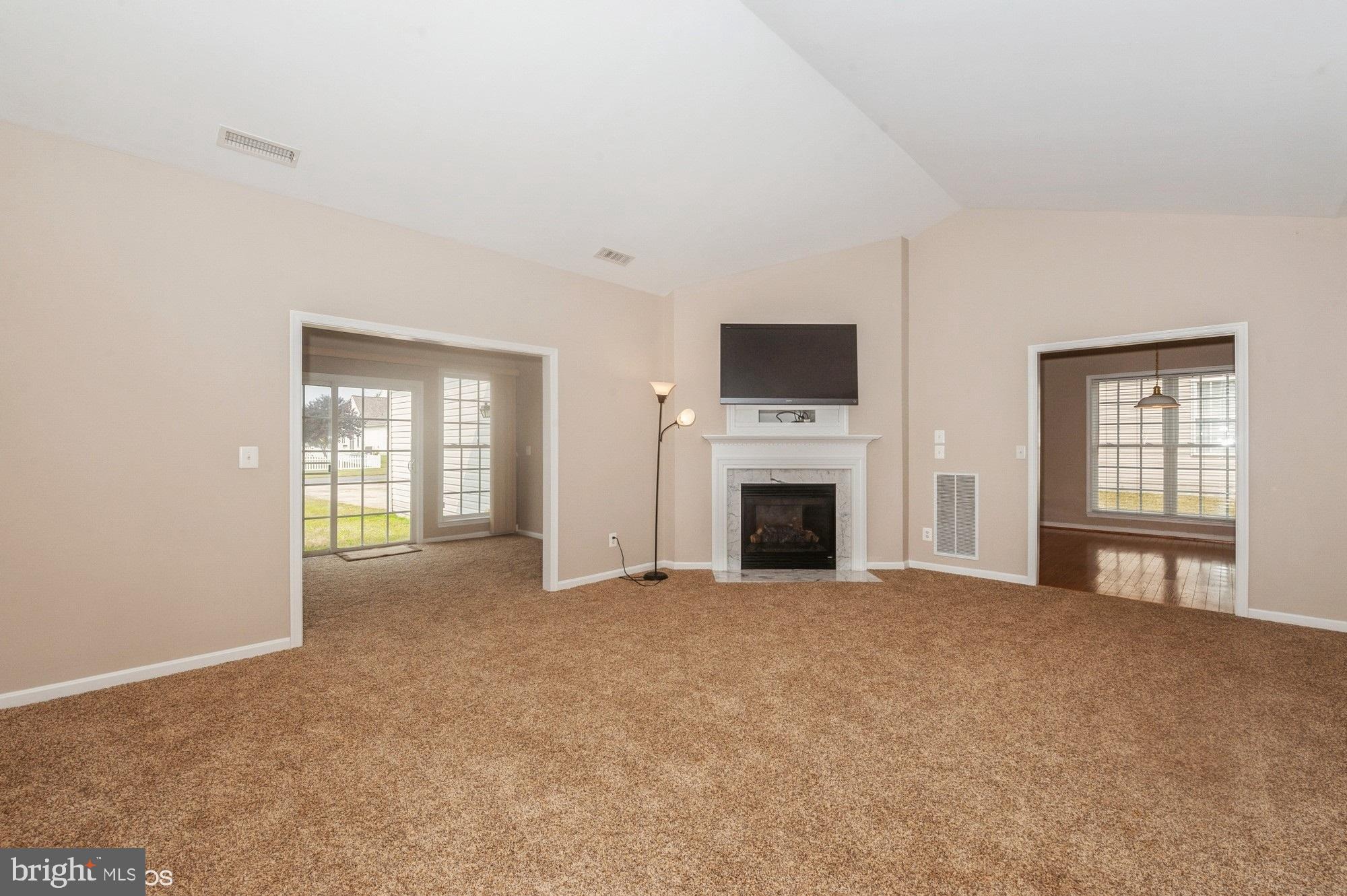 EASTON CLUB EAST - Residential