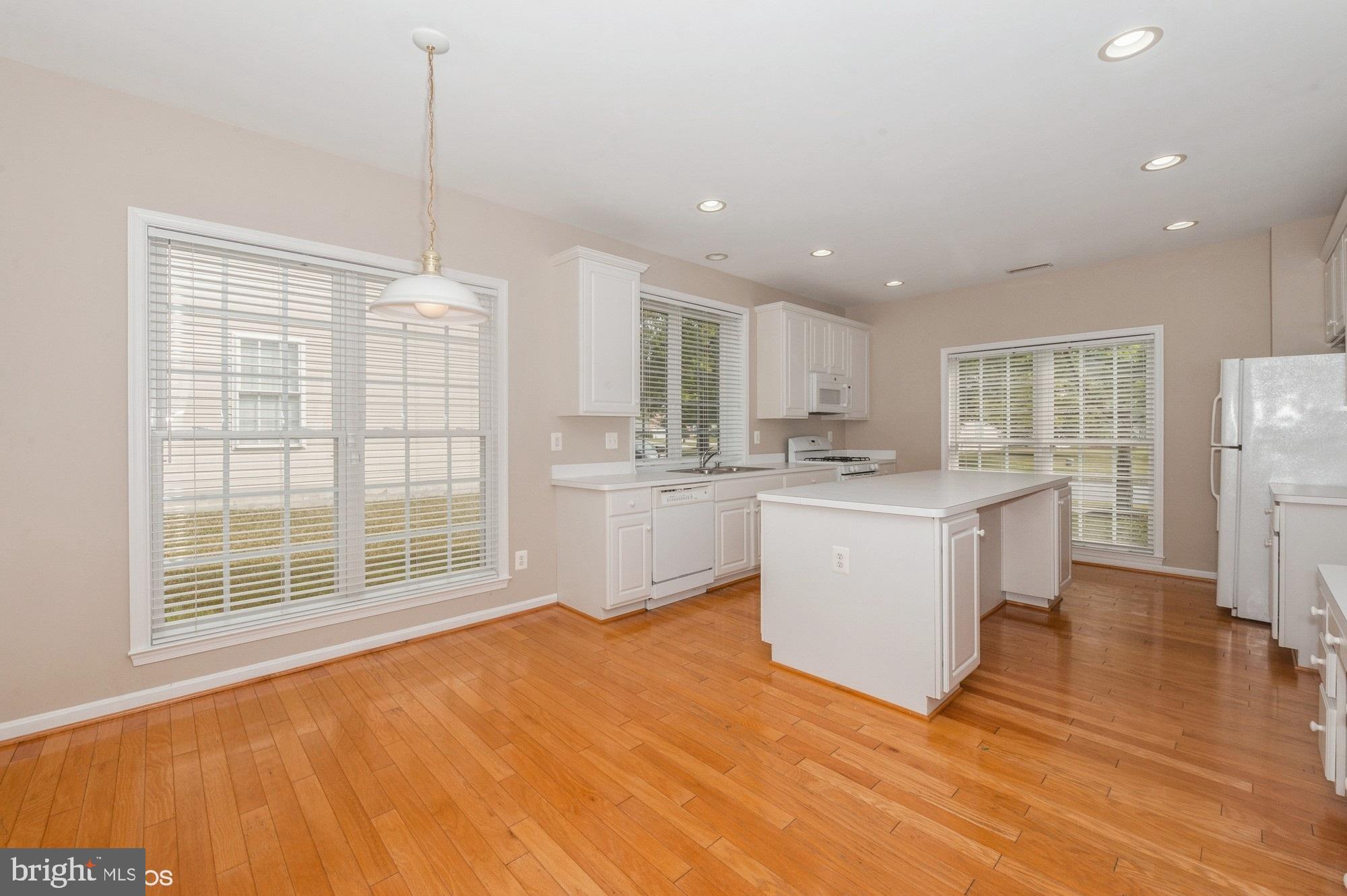 EASTON CLUB EAST - Residential