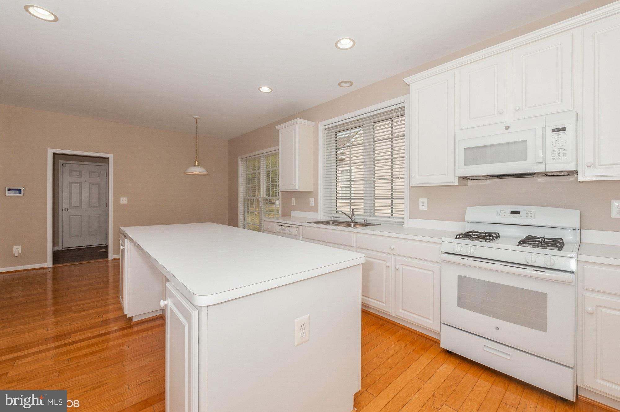 EASTON CLUB EAST - Residential