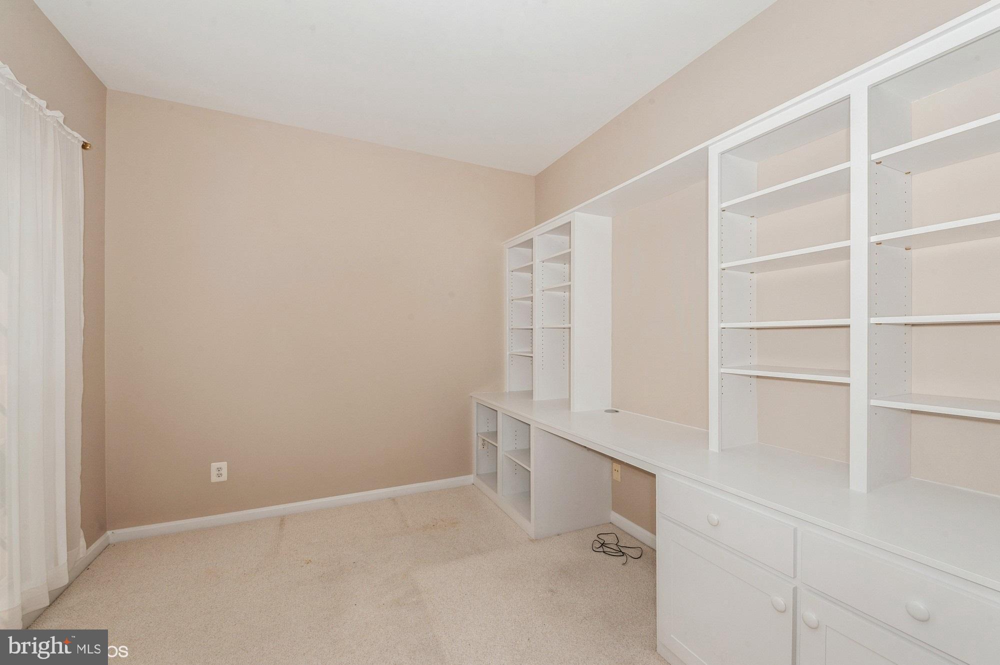 EASTON CLUB EAST - Residential