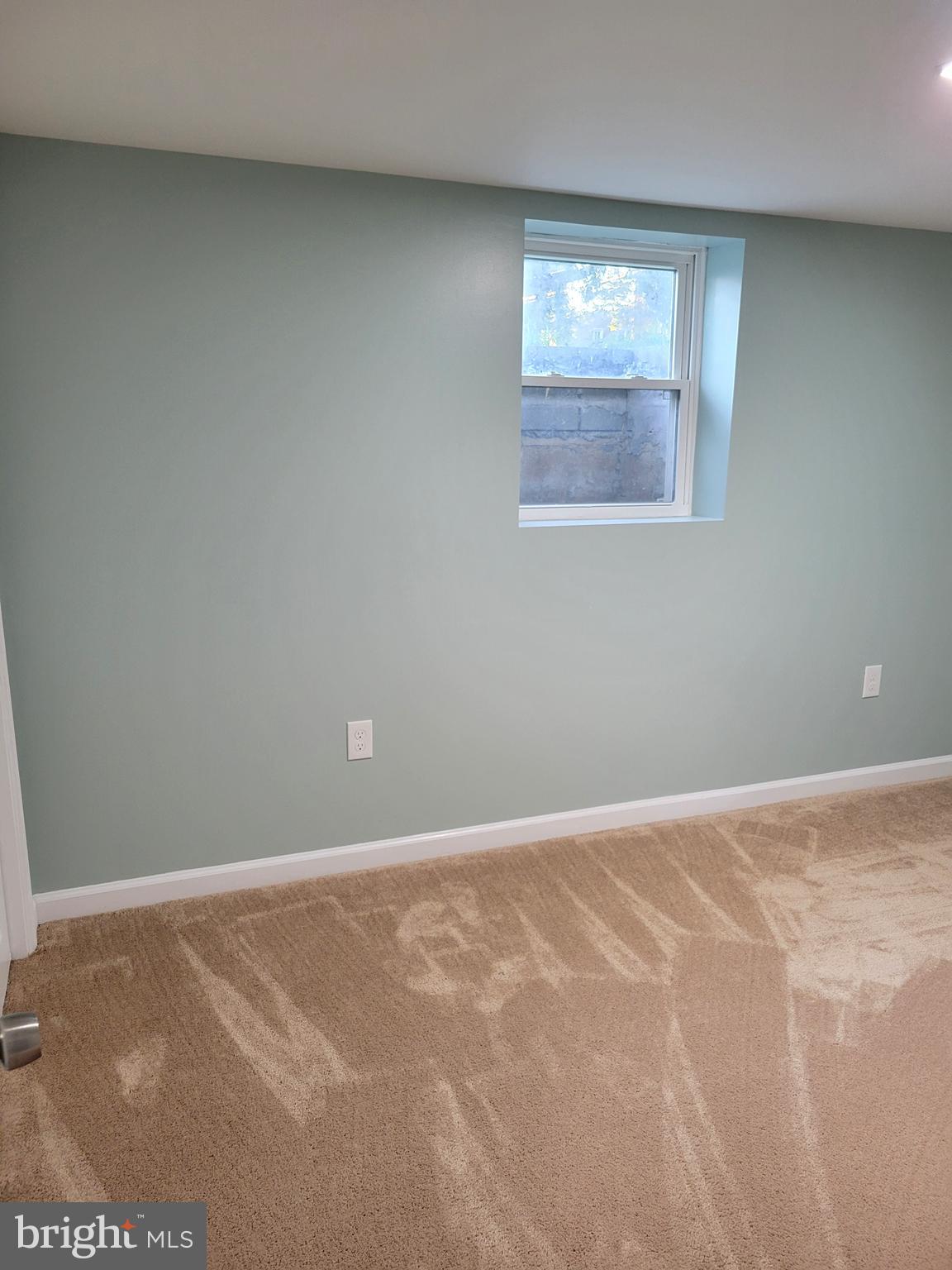 CATESBY HOWARD - Residential