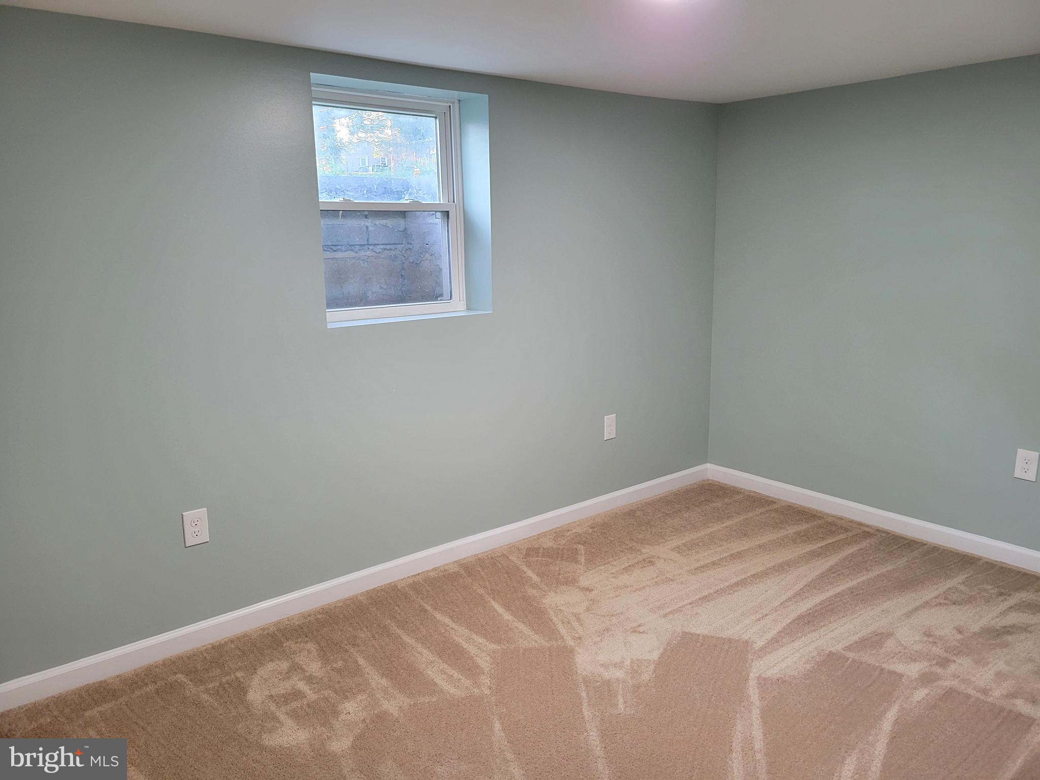 CATESBY HOWARD - Residential