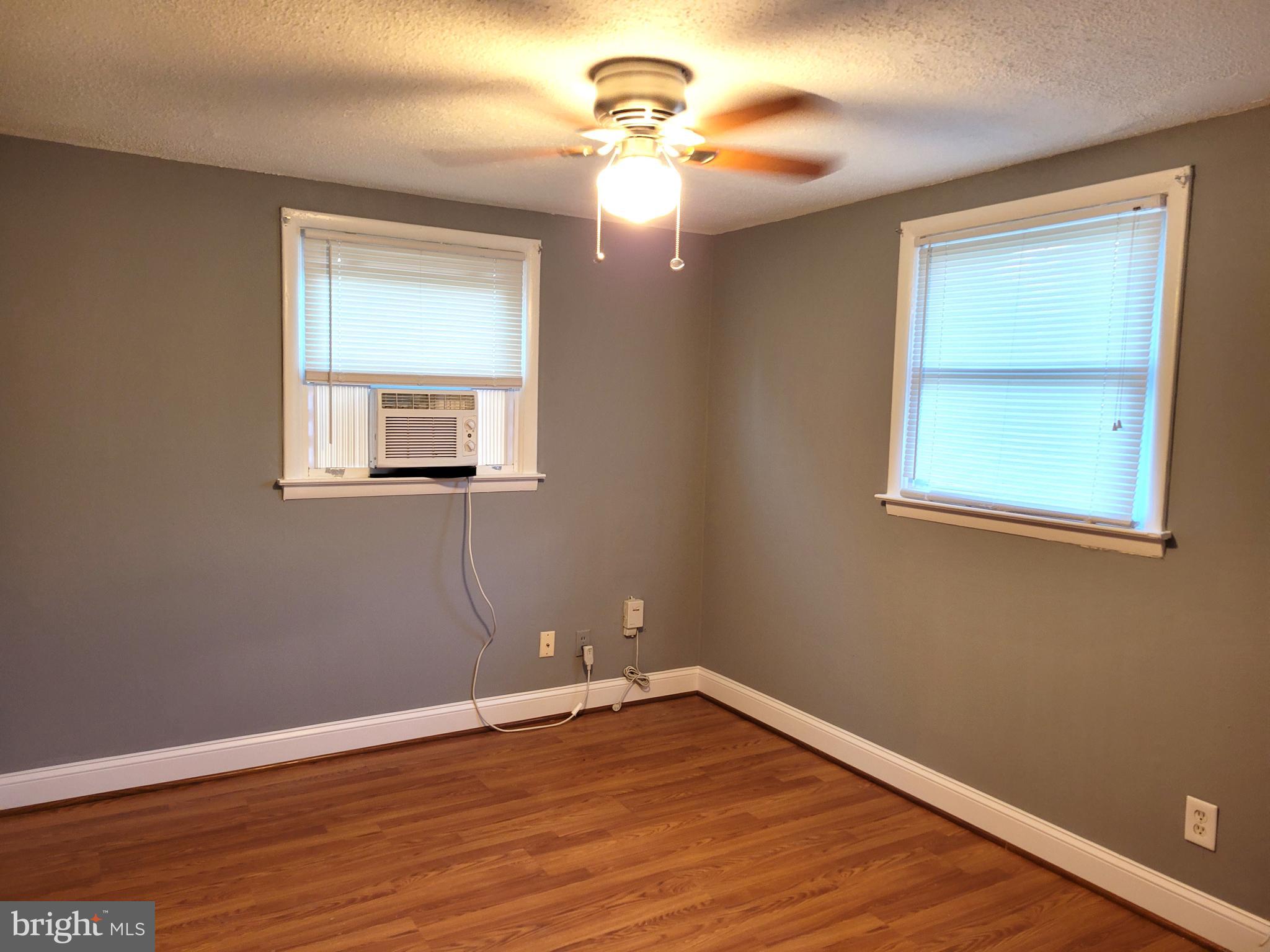 CATESBY HOWARD - Residential