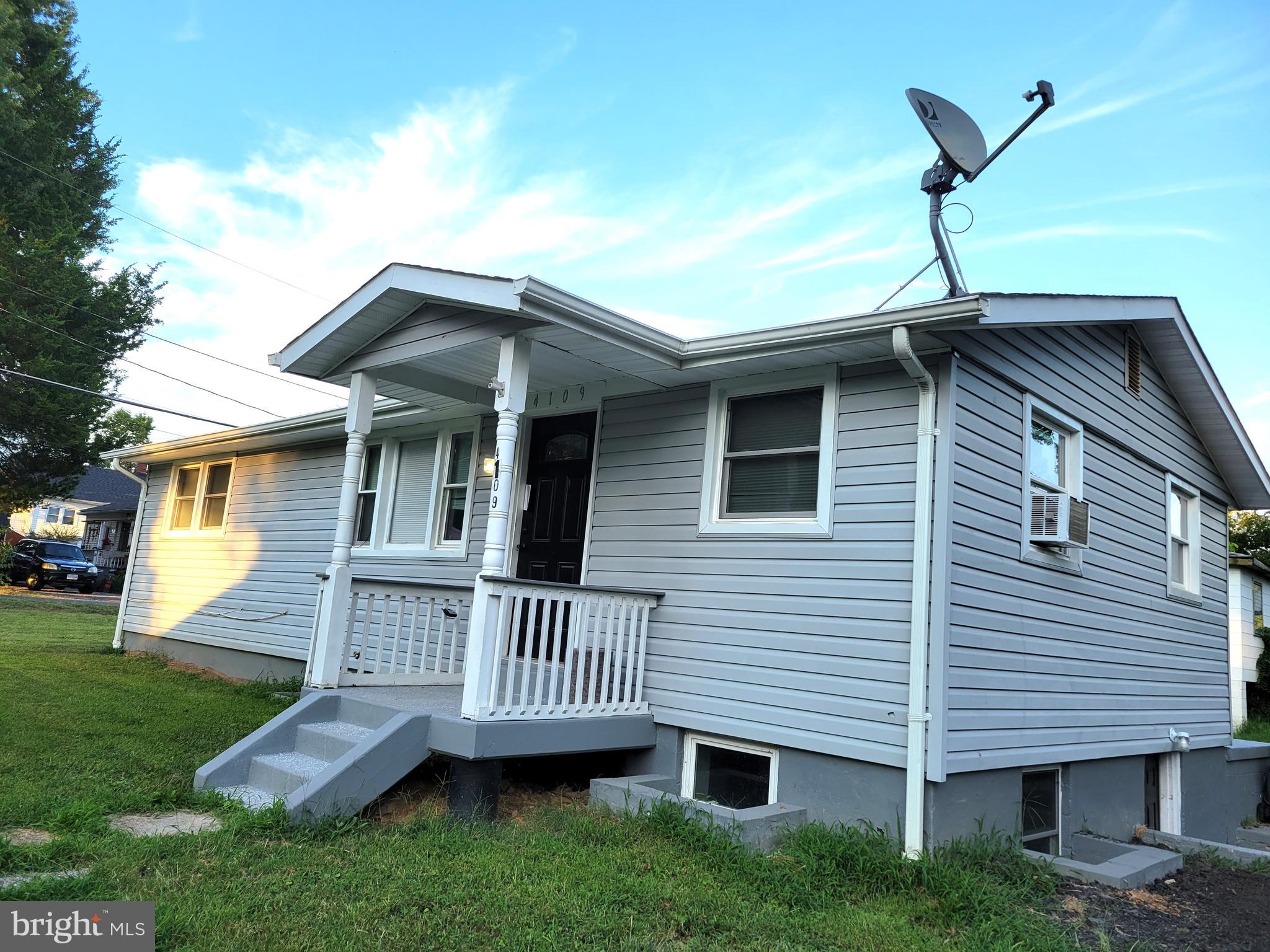 CATESBY HOWARD - Residential