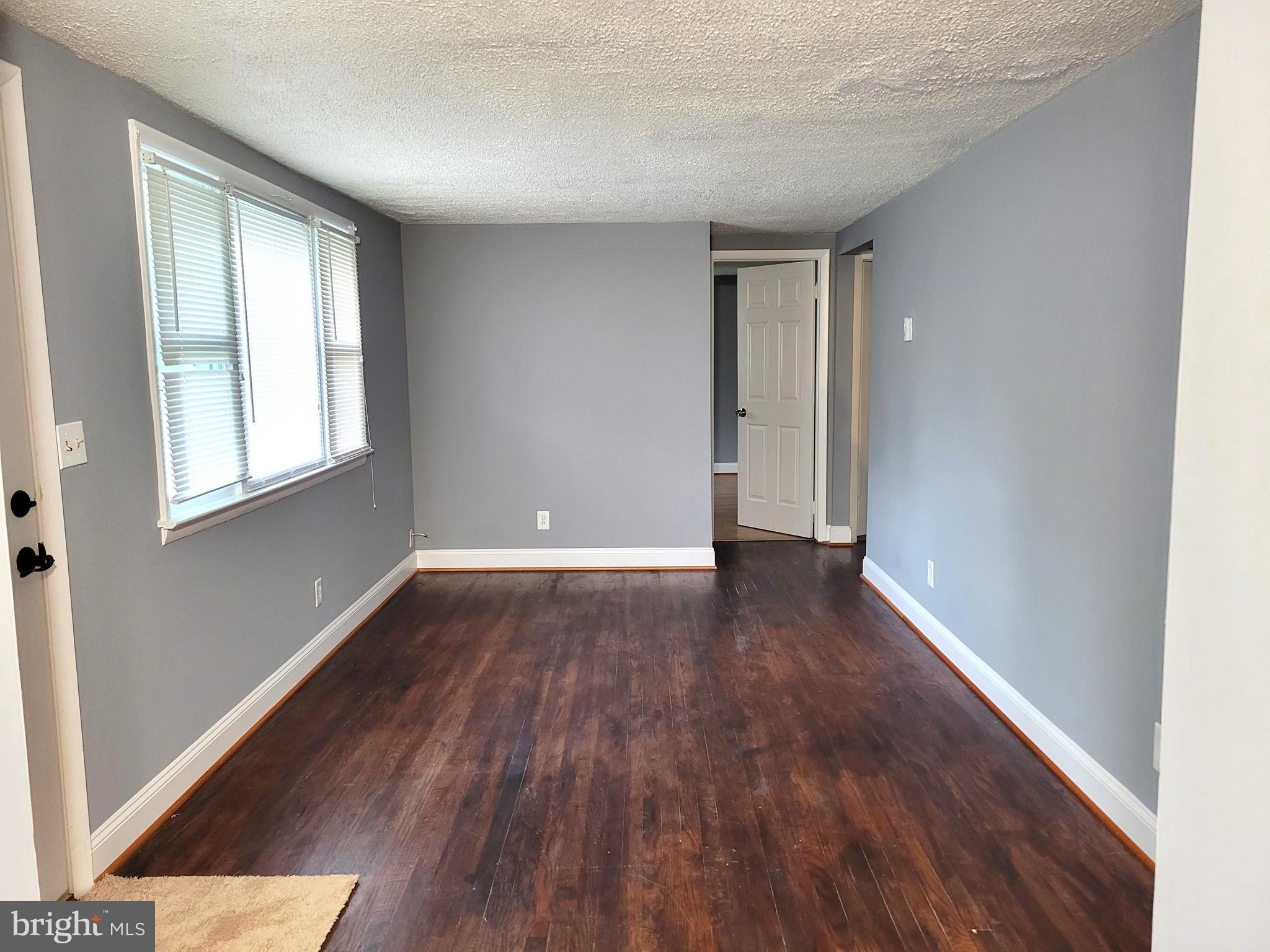 CATESBY HOWARD - Residential