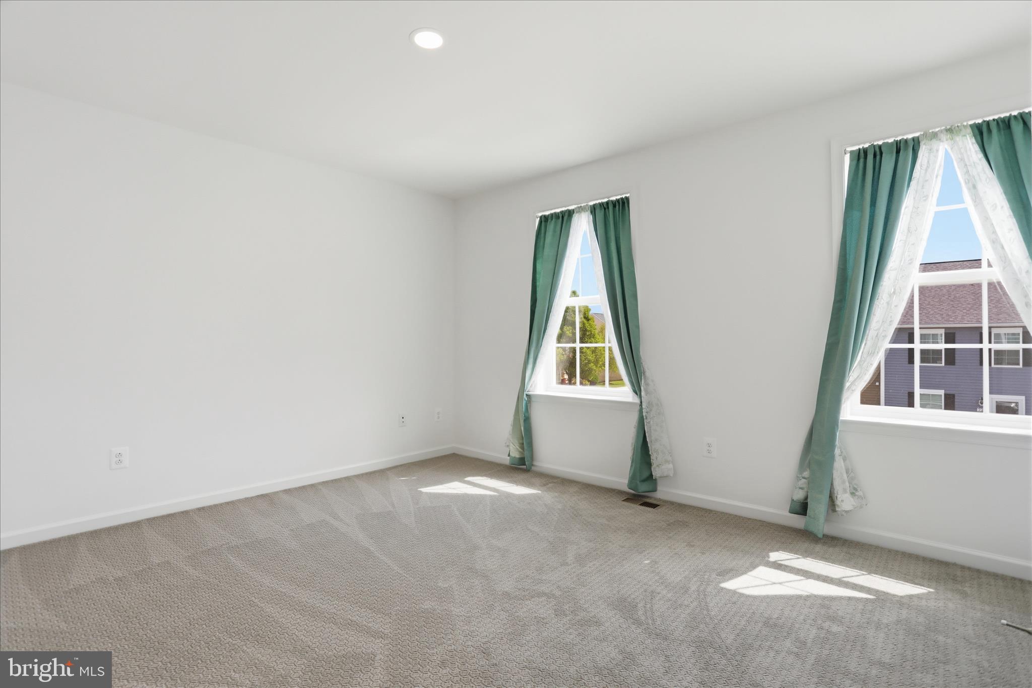 HUNTFIELD - Residential