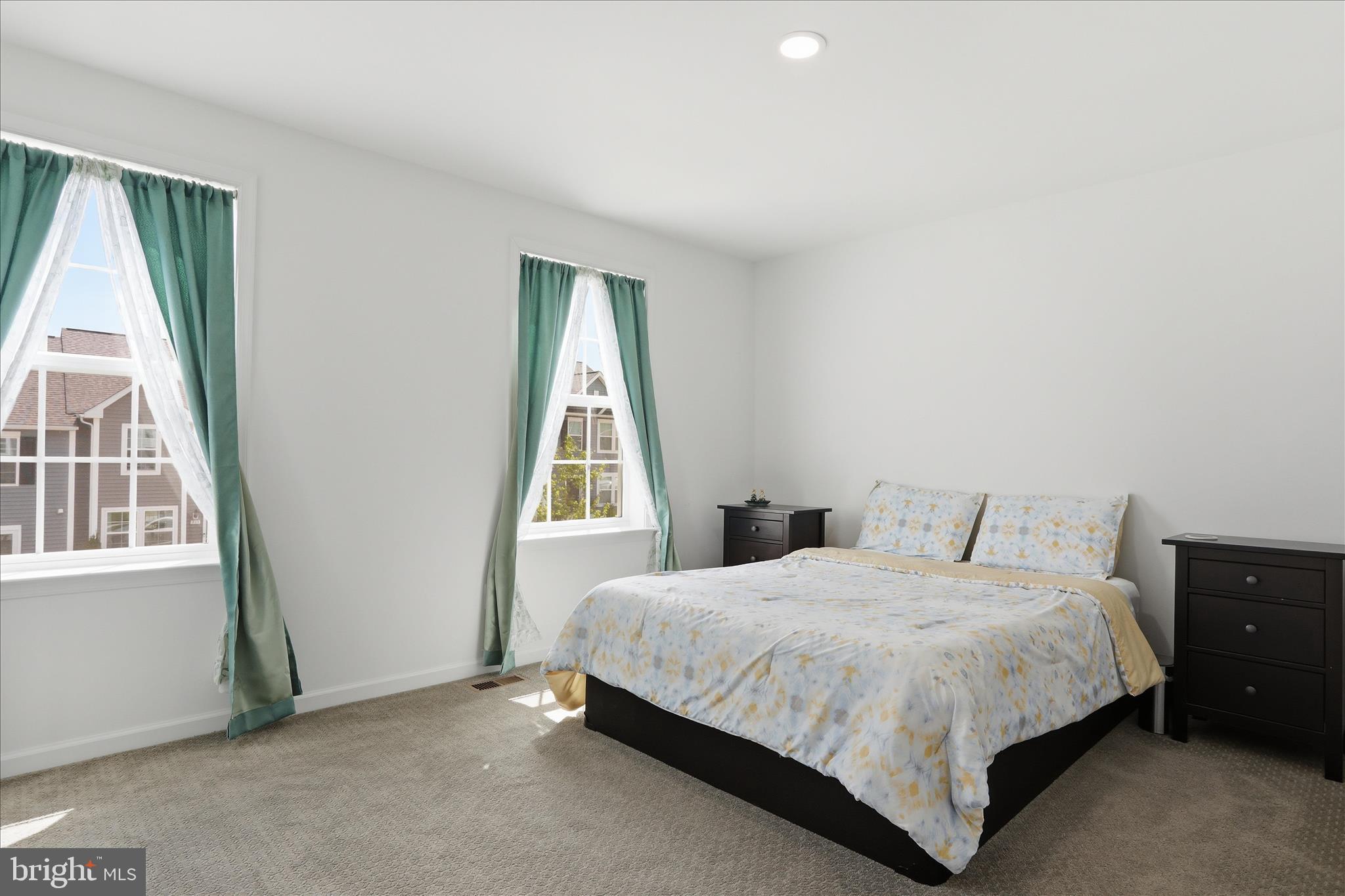 HUNTFIELD - Residential