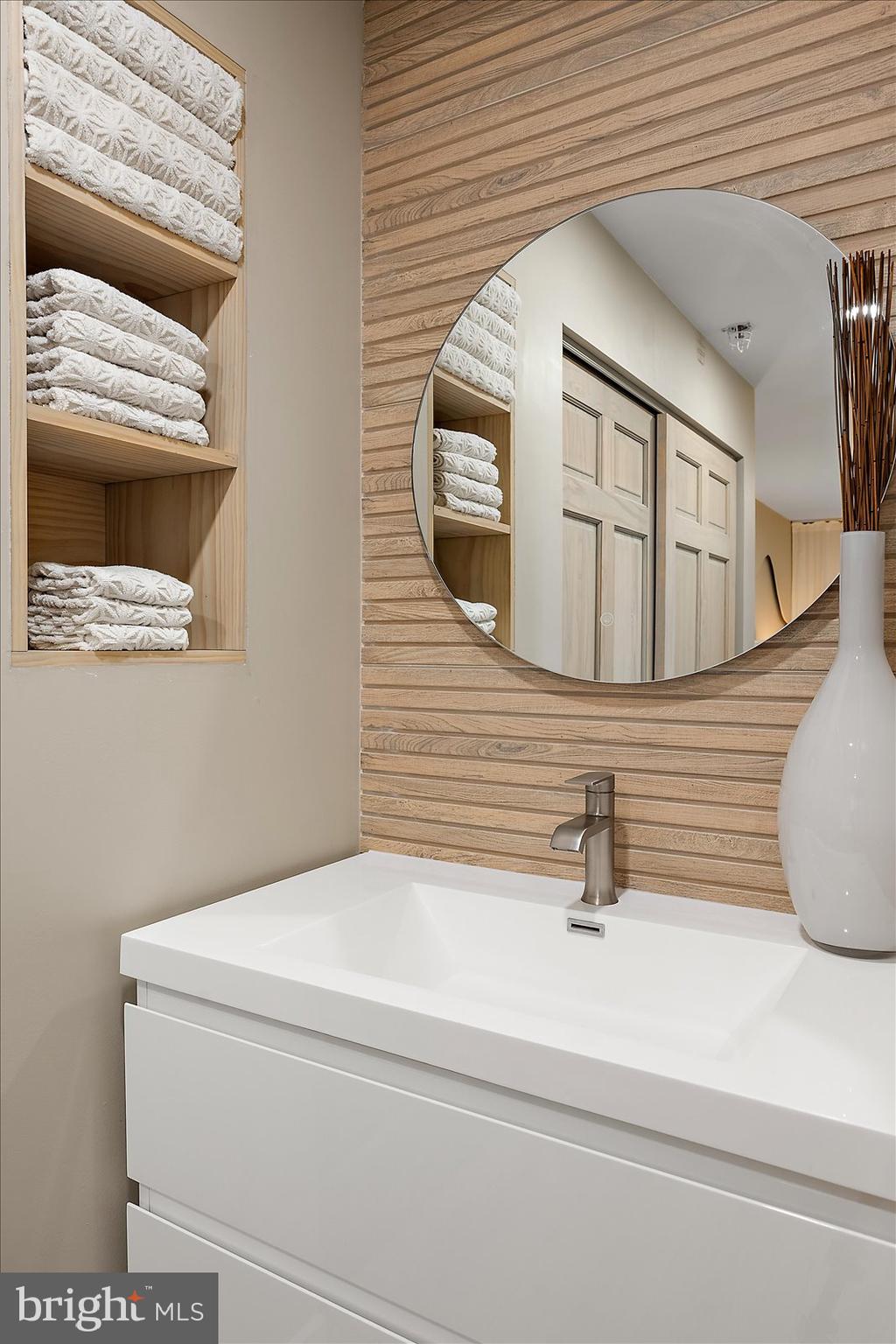 HERON HARBOUR - Residential