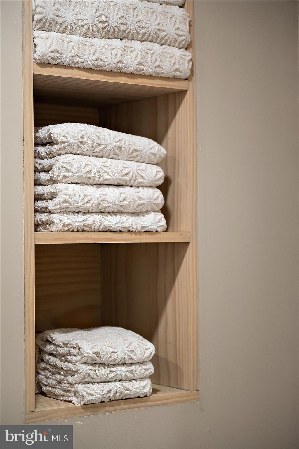 HERON HARBOUR - Residential