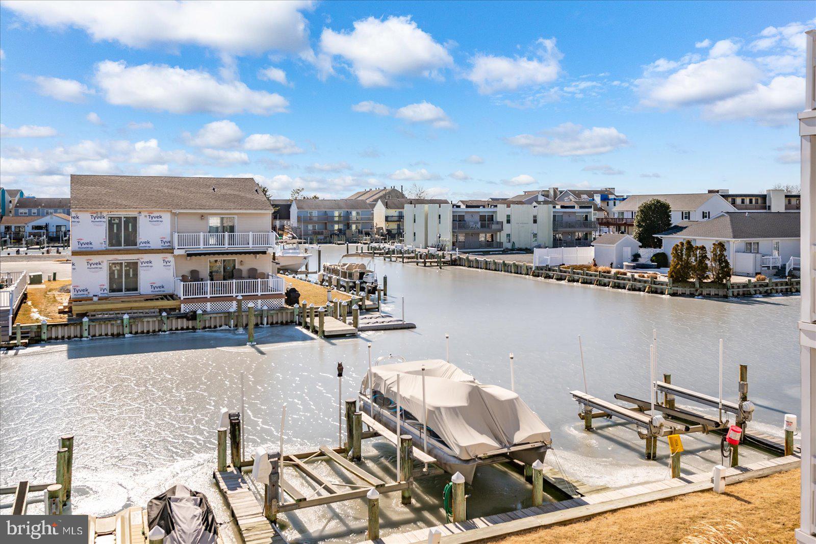 HERON HARBOUR - Residential