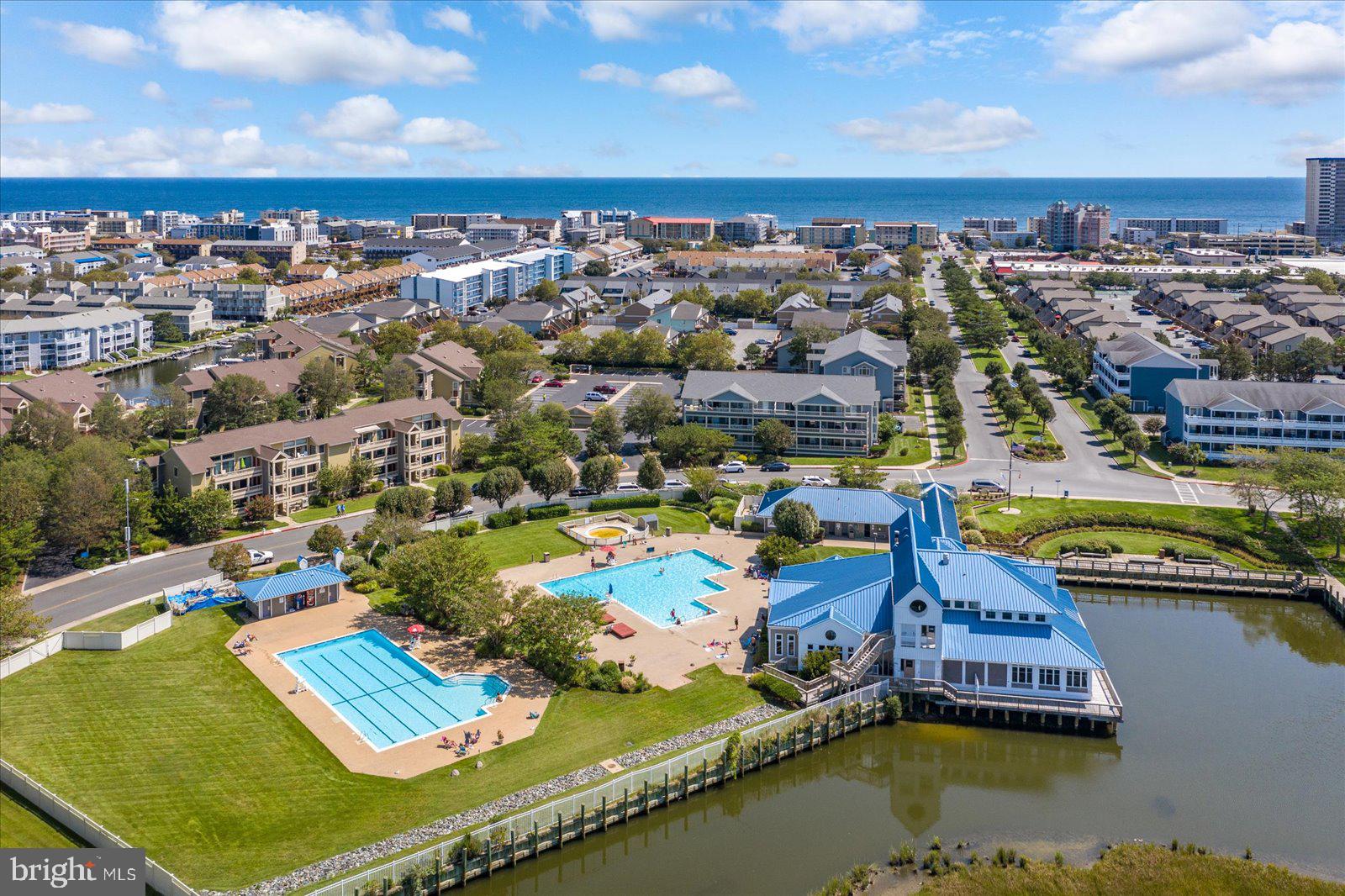 HERON HARBOUR - Residential