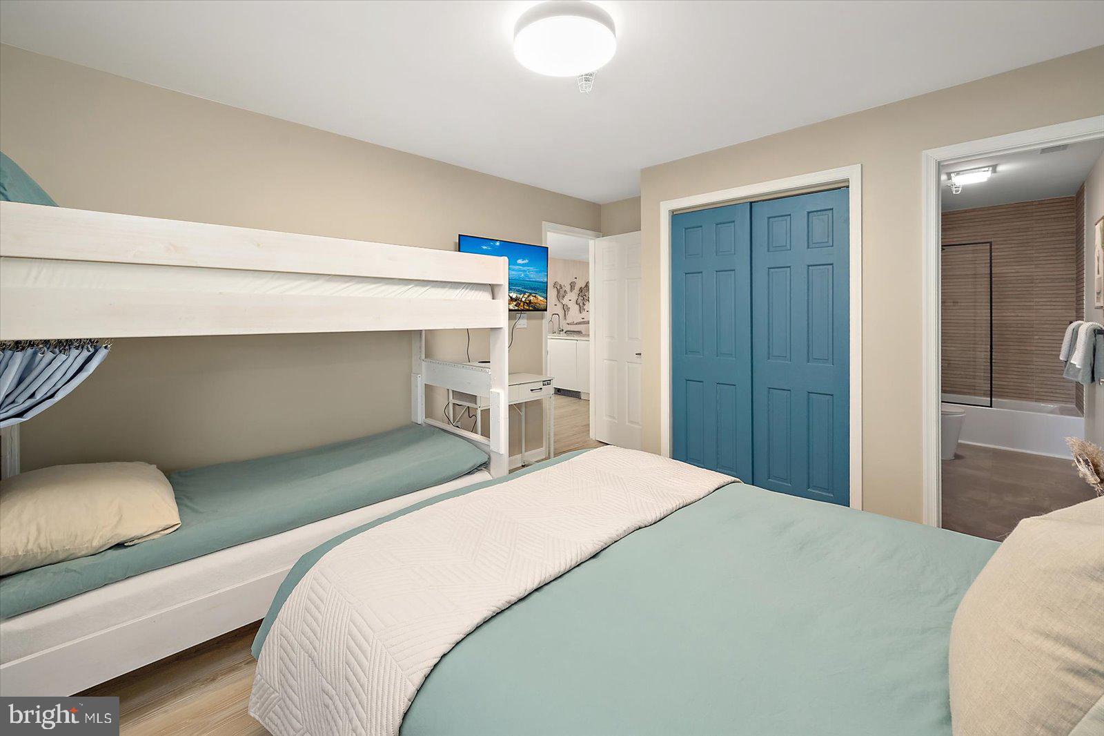 HERON HARBOUR - Residential