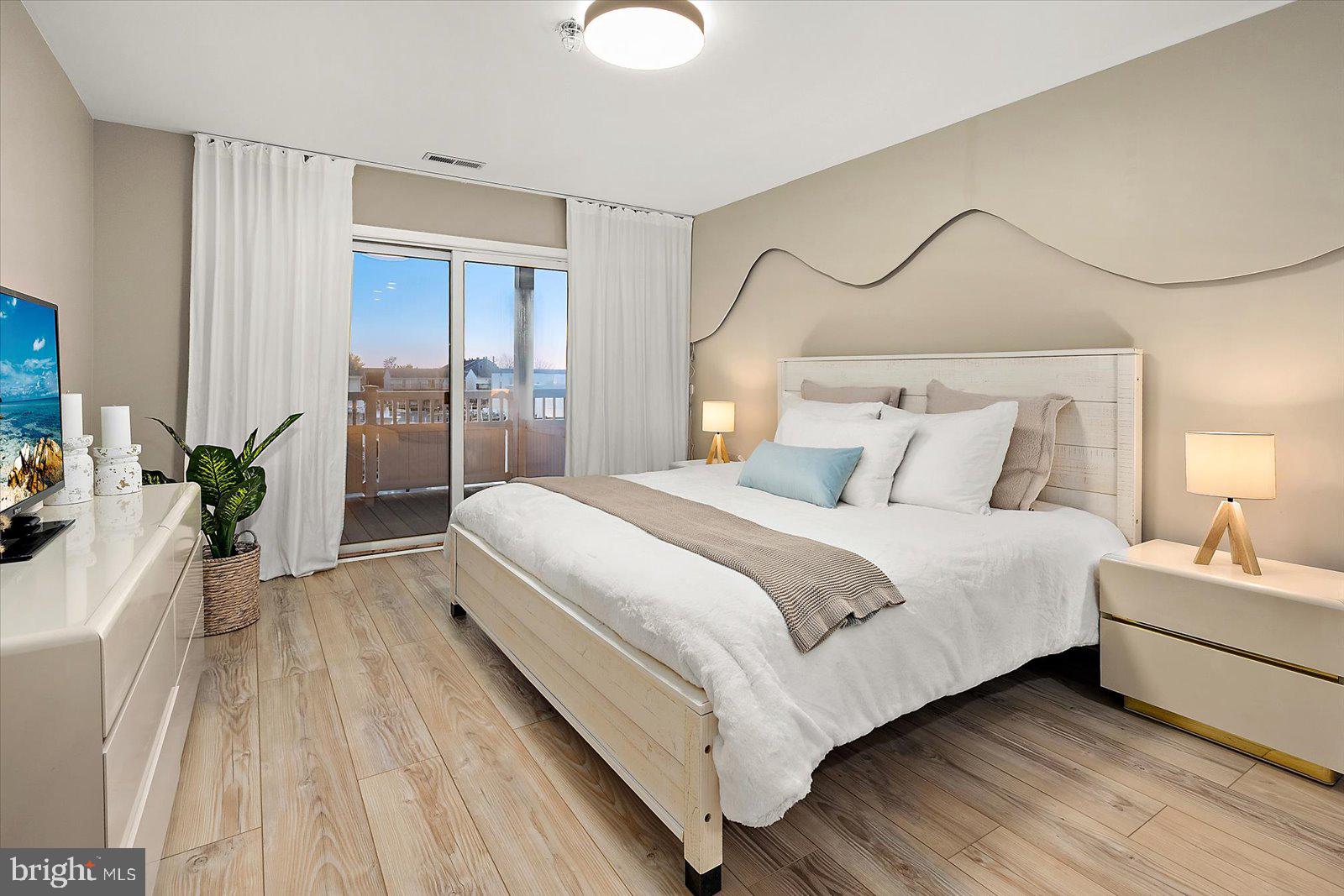 HERON HARBOUR - Residential