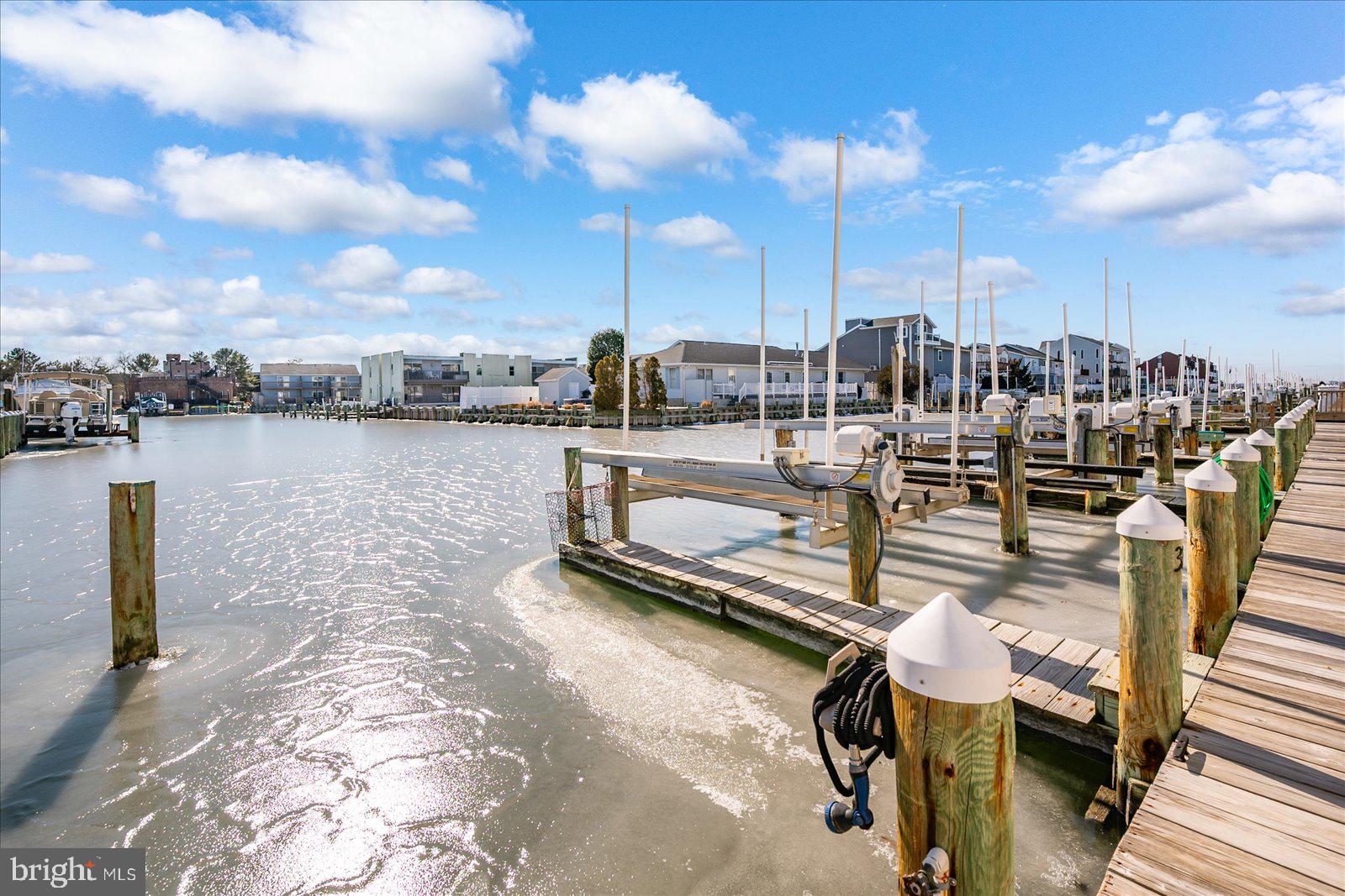 HERON HARBOUR - Residential