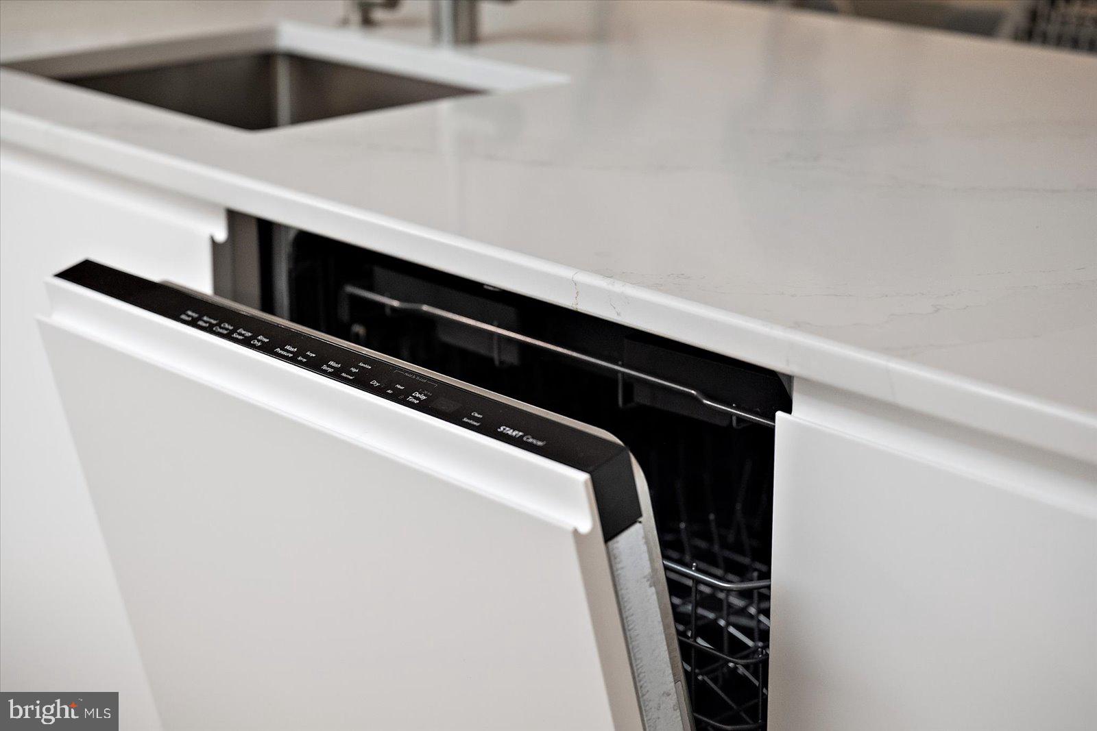 HERON HARBOUR - Residential