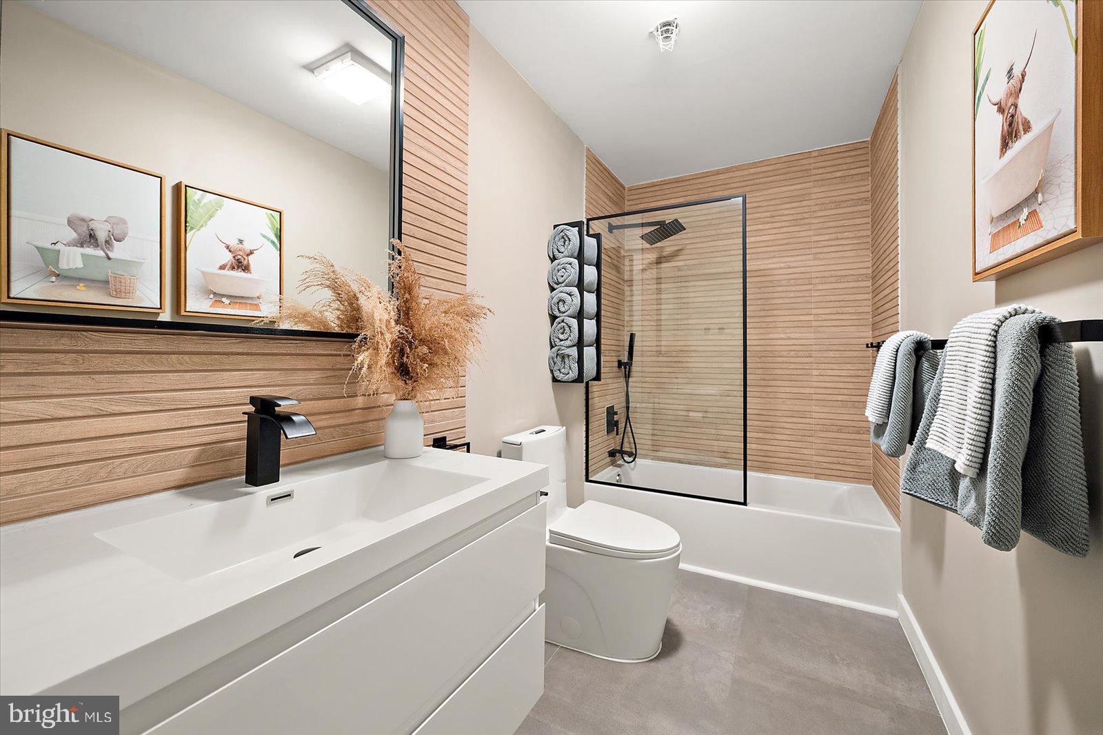 HERON HARBOUR - Residential